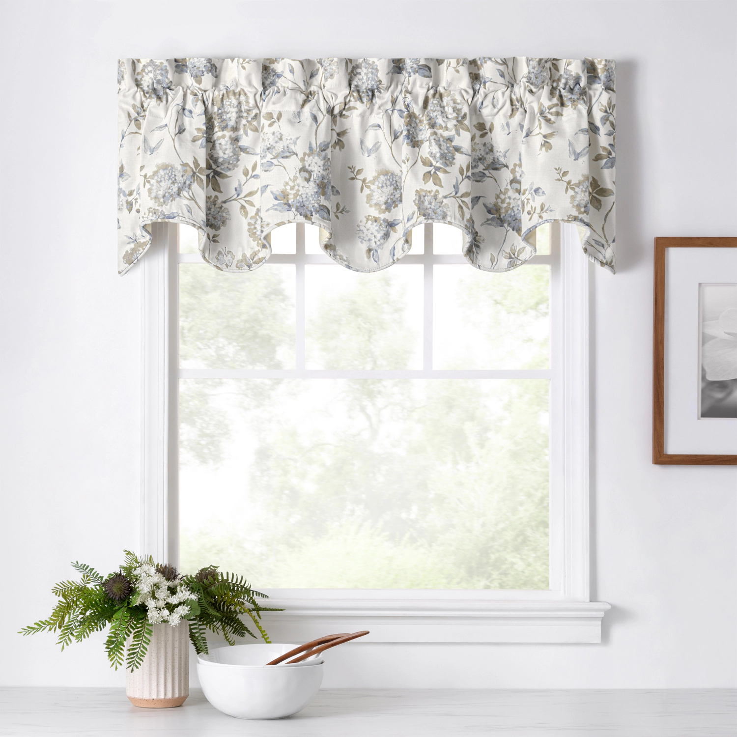 Ellis Curtain 48% Cotton 52% Polyester Abigail Traditional Hydrangea Pattern Scallop Window Valance 70" x 17" Porcelain