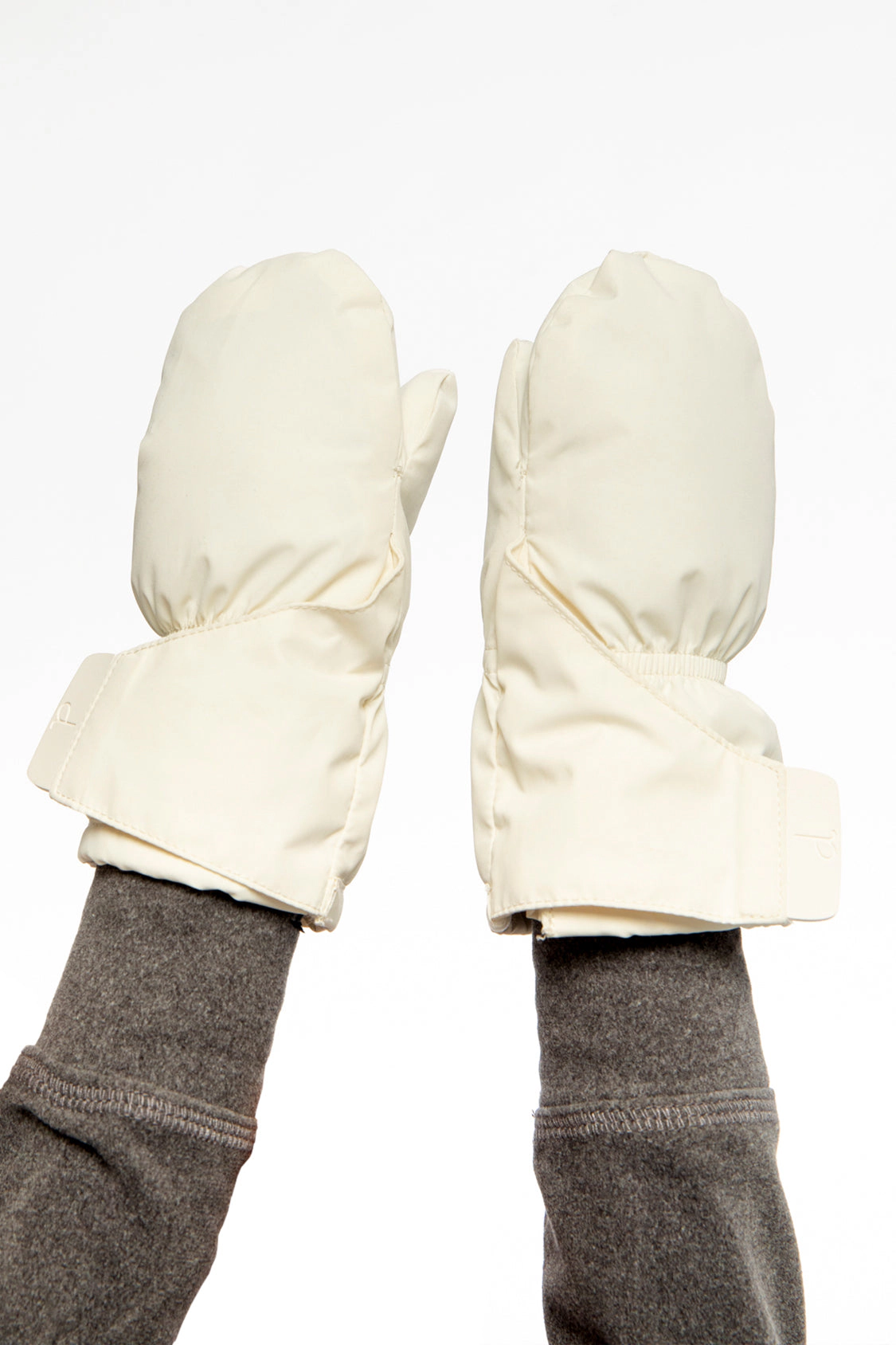 Deux par Deux Unisex Lined Mittens with Extended Cuffs and Connector String