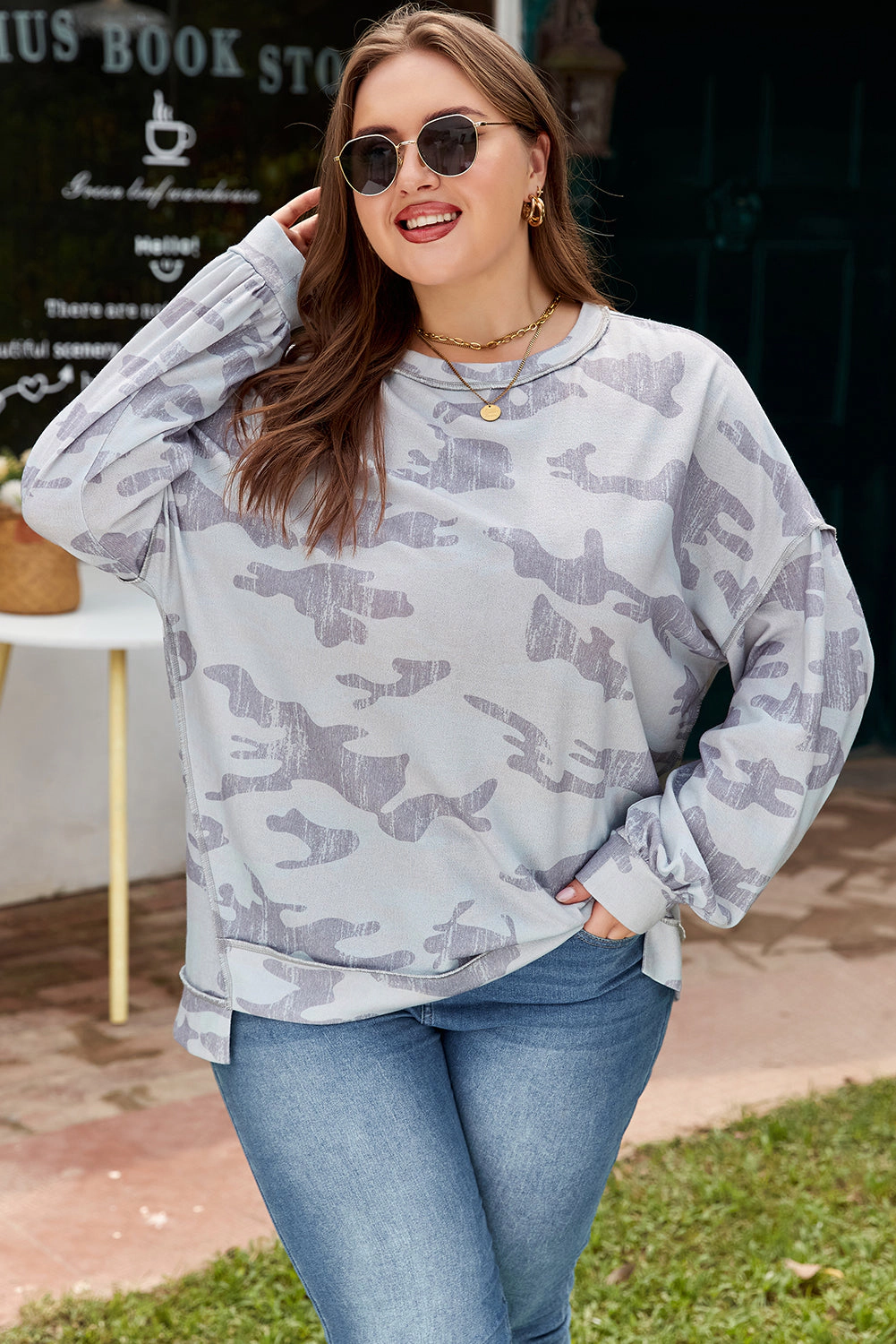 Threaded Pear Women's Sophia Multicolour Print Plus Sweatshirt