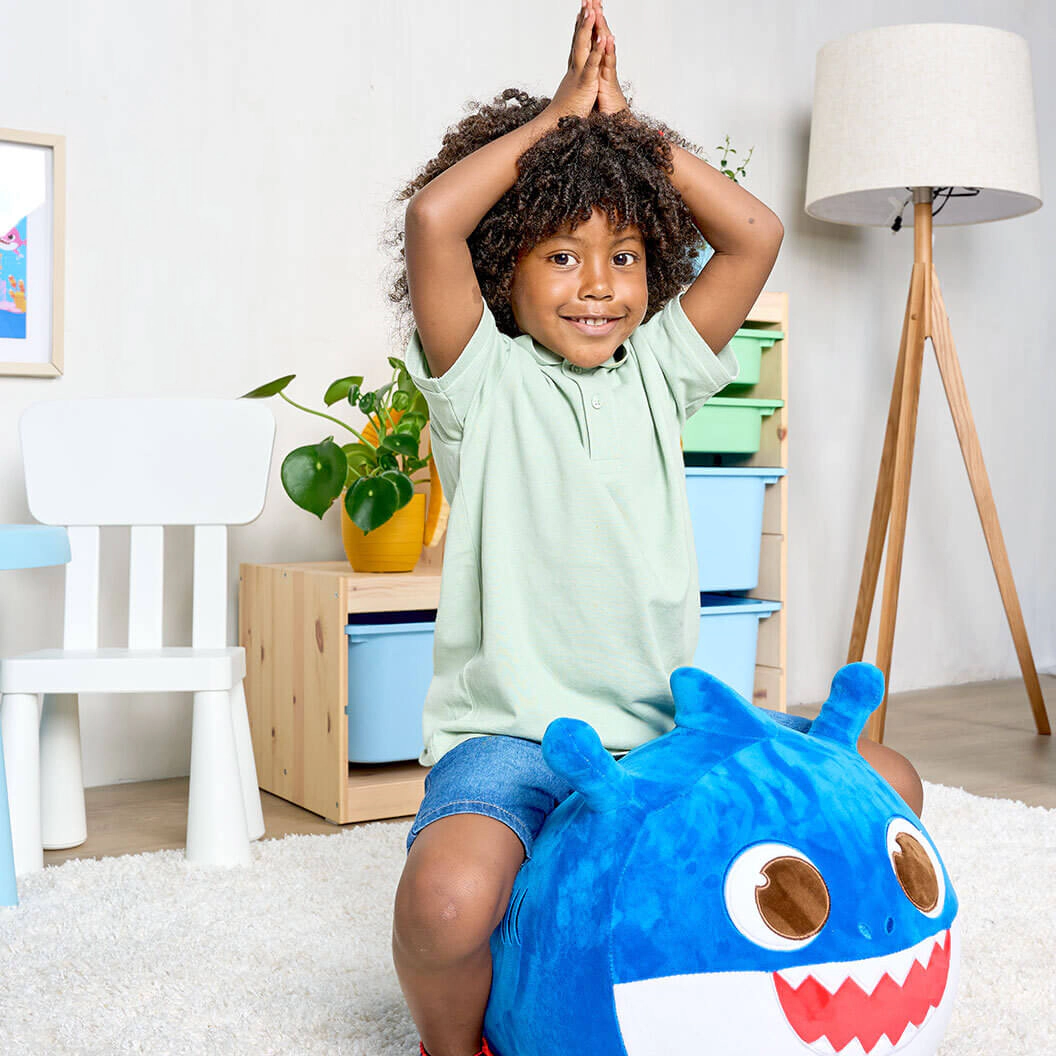 Pinkfong Kids Daddy Shark Musical Bouncy Ride-On Toy - Soft Plush Hopper with Iconic Song