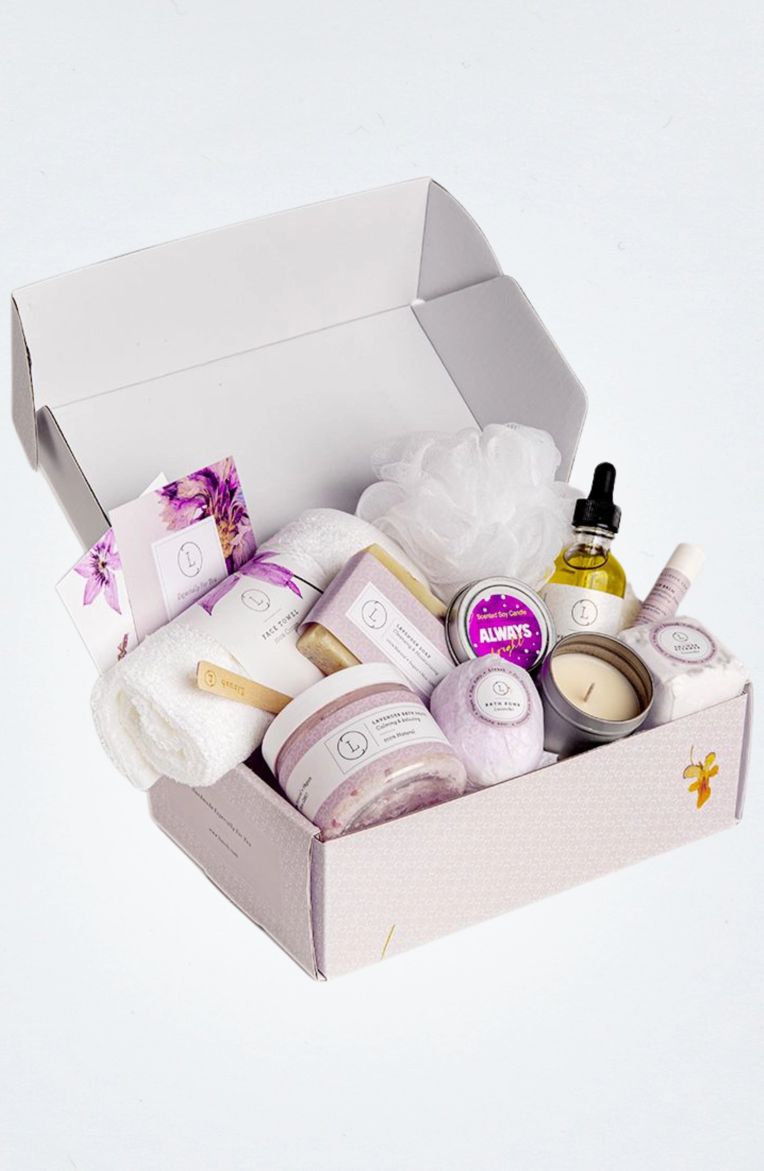 Lizush All Natural Lavender Spa Gift Box - Bath Bomb, Shower Steamer, Soap Bar & Candle