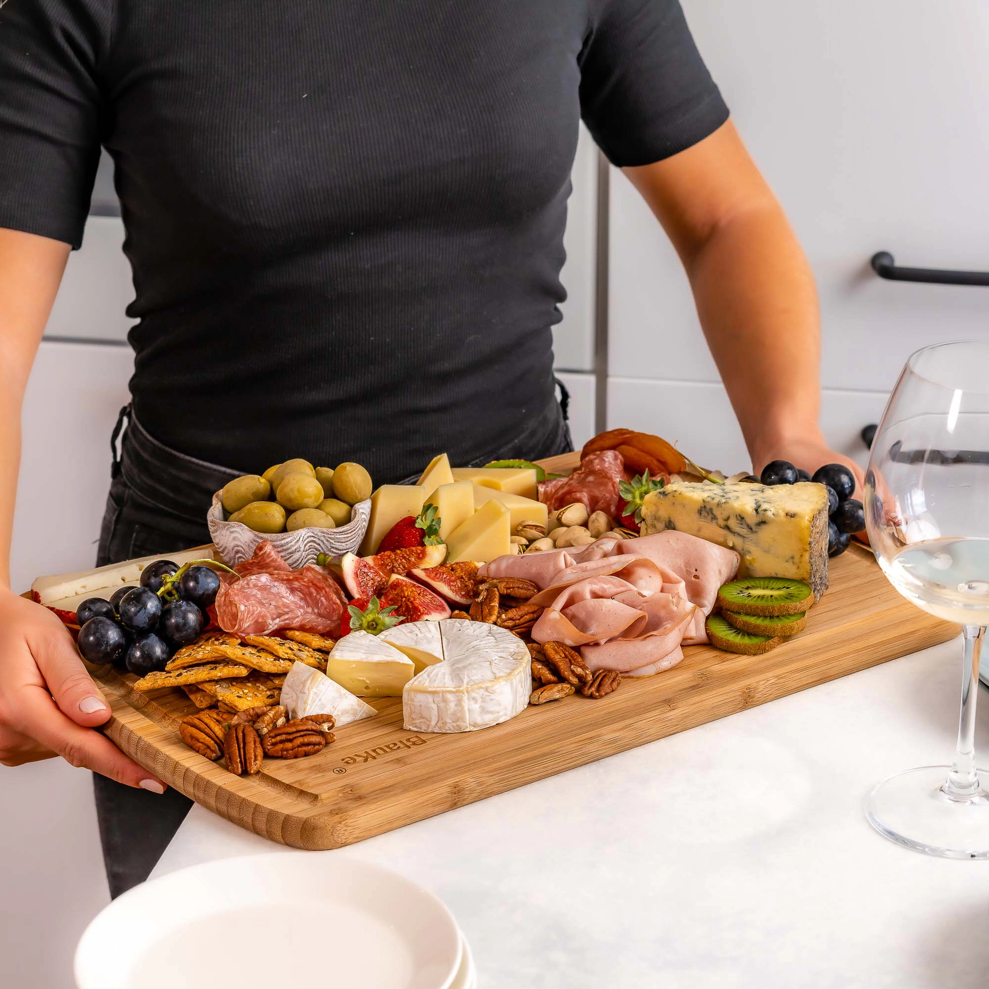 Extra Large Wood Cutting Board - Butcher Block with Juice Groove, Serving Tray - Wooden Chopping Board for Kitchen