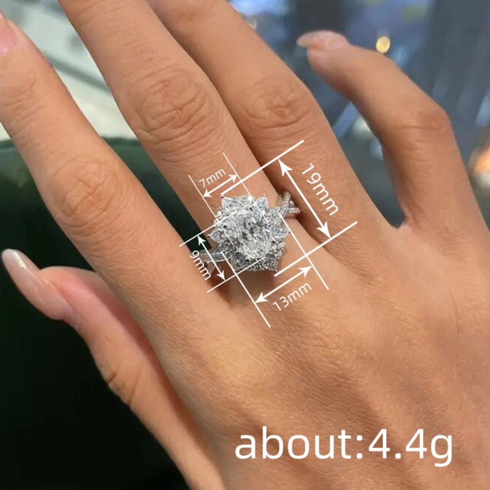 Sparkling Flower Shaped Ring with Cubic Zirconia for Women Bridal Wedding Band Jewelry