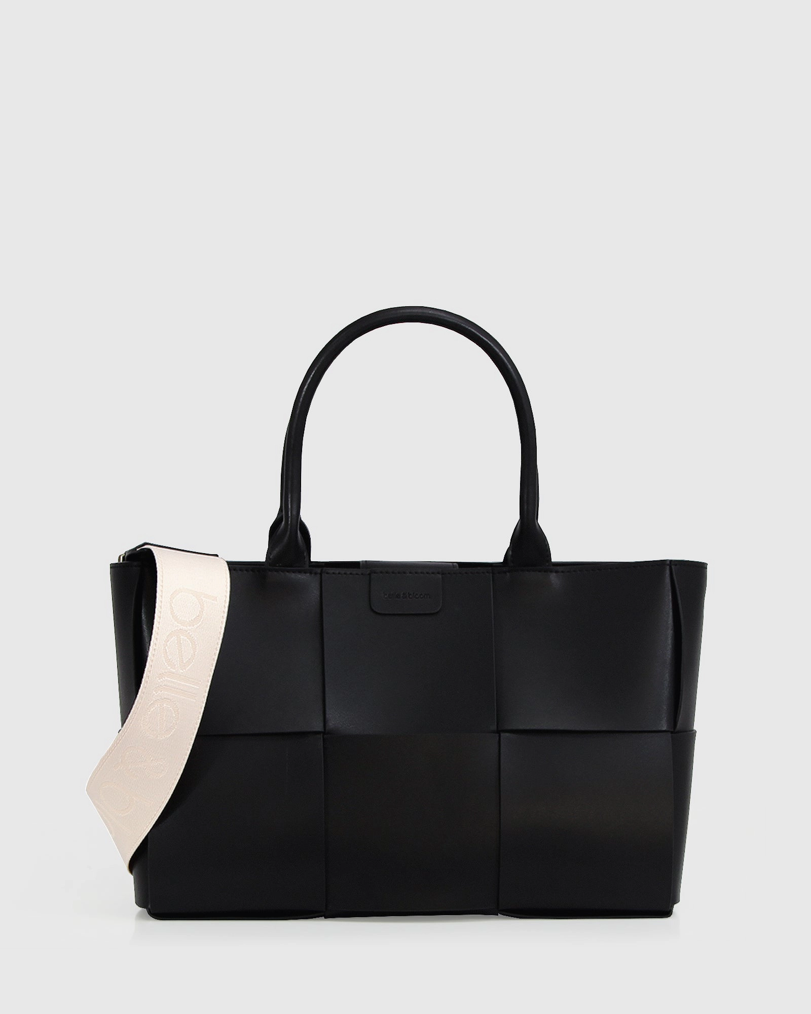 Belle & Bloom Womens Long Way Home Woven Tote