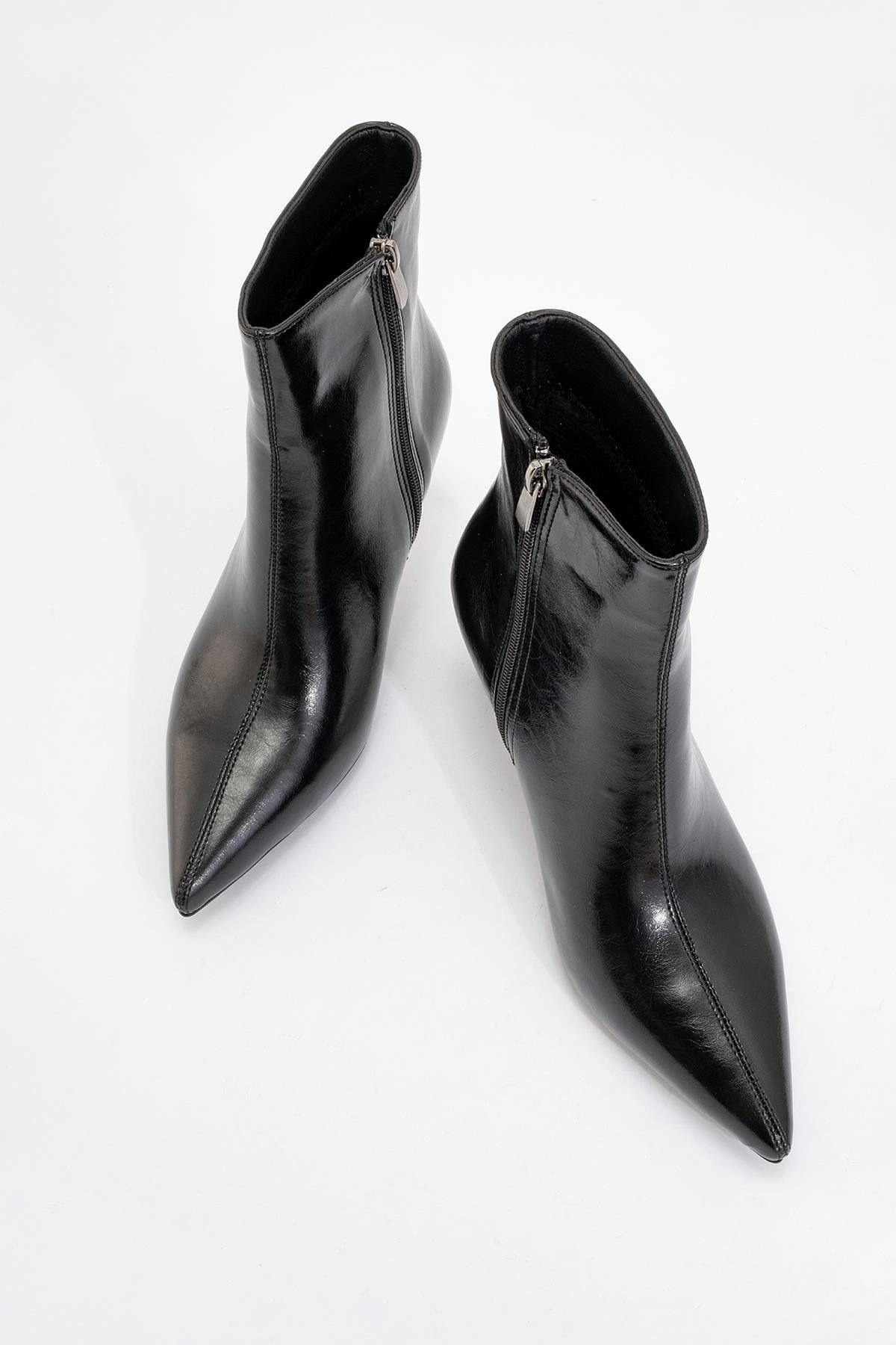Prologue Shoes Womens Noya Stiletto Boot