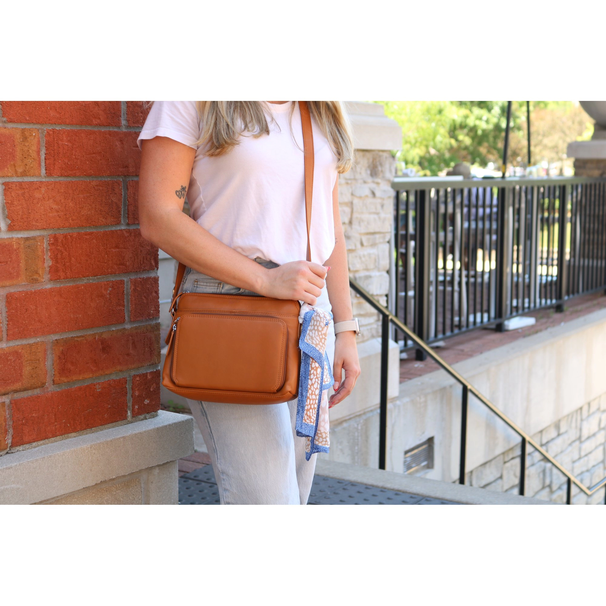 CTM Women's Leather Shoulder Bag Purse with Side Organizer