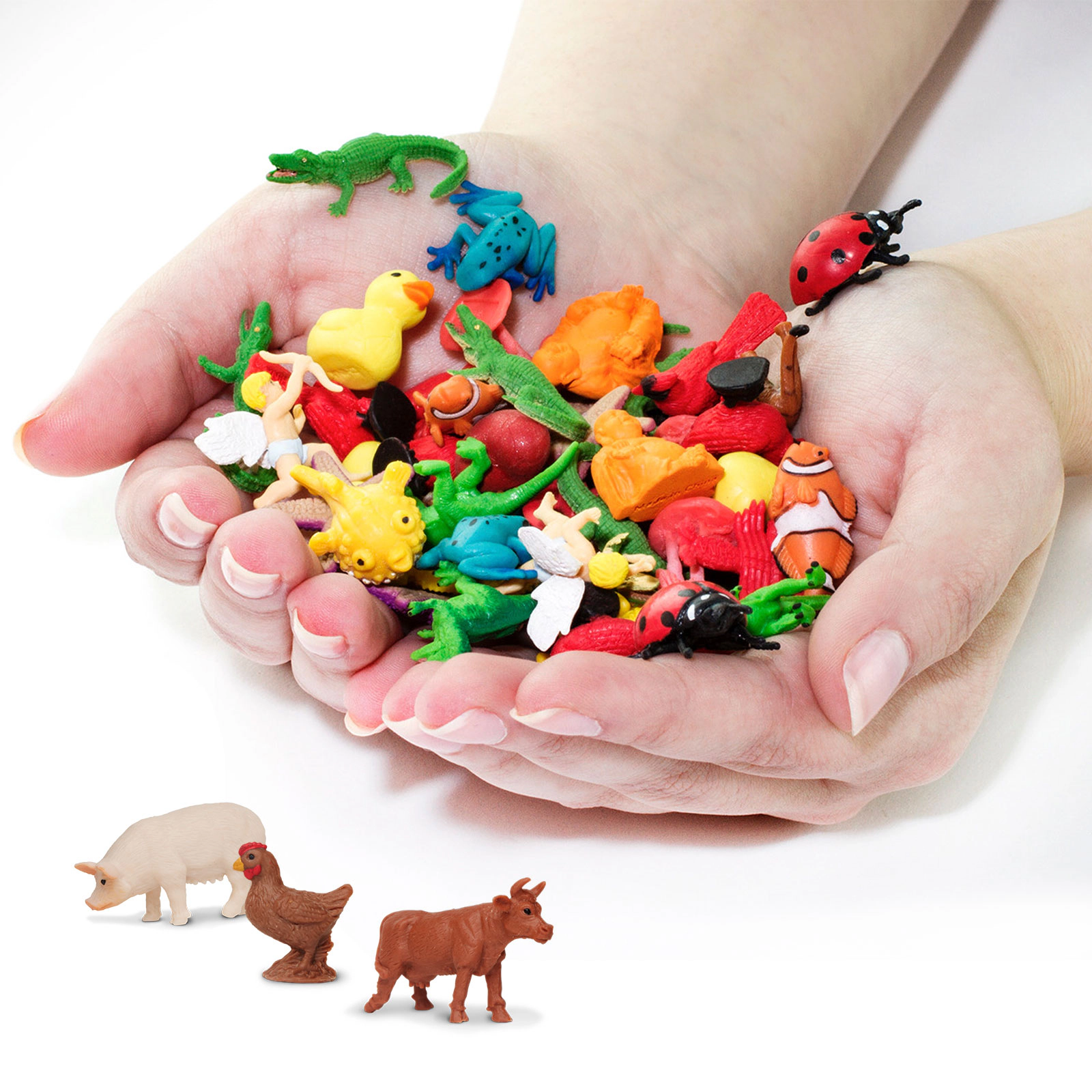Safari Ltd. - Farm Fun Pack - 8 Mini Toy Figurines for Kids