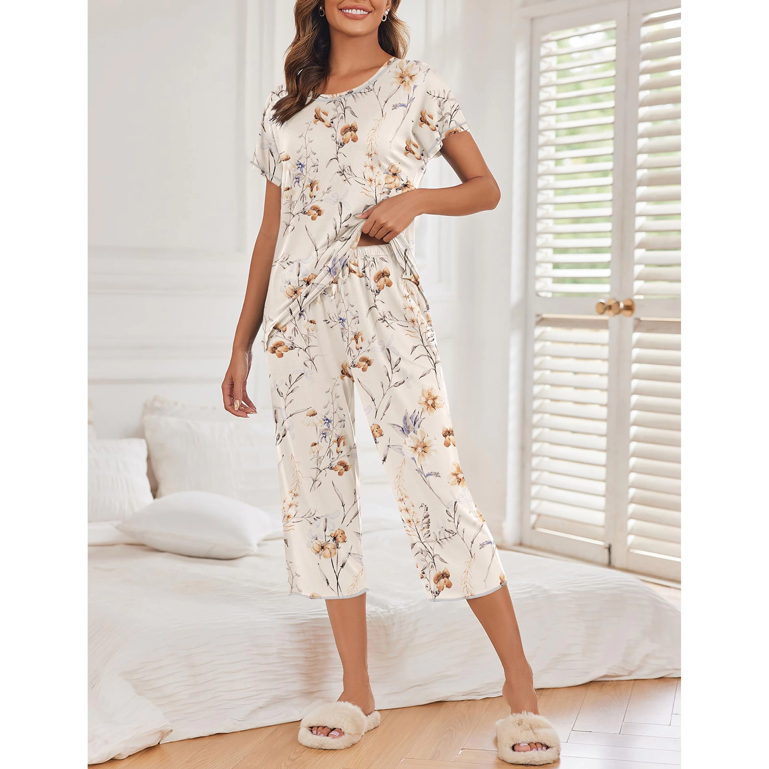 Ekouaer Womens Capri Pajama Sets Short Sleeve Sleepwear Top and Pants Loungewear with Pocket