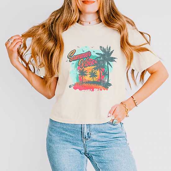 Simply Sage Market - Summer Vibes Vintage - Women's Boxy Crop Top Graphic T-Shirt