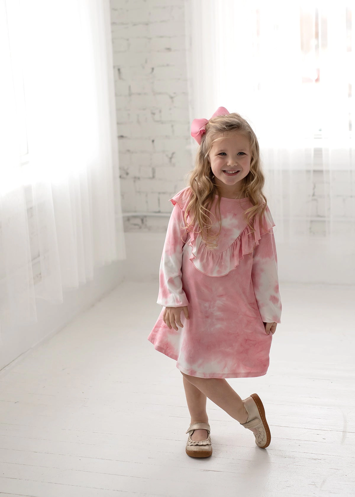 Mabel and Honey Girls Long Sleeve Pink Knit Tie-Dye Dress