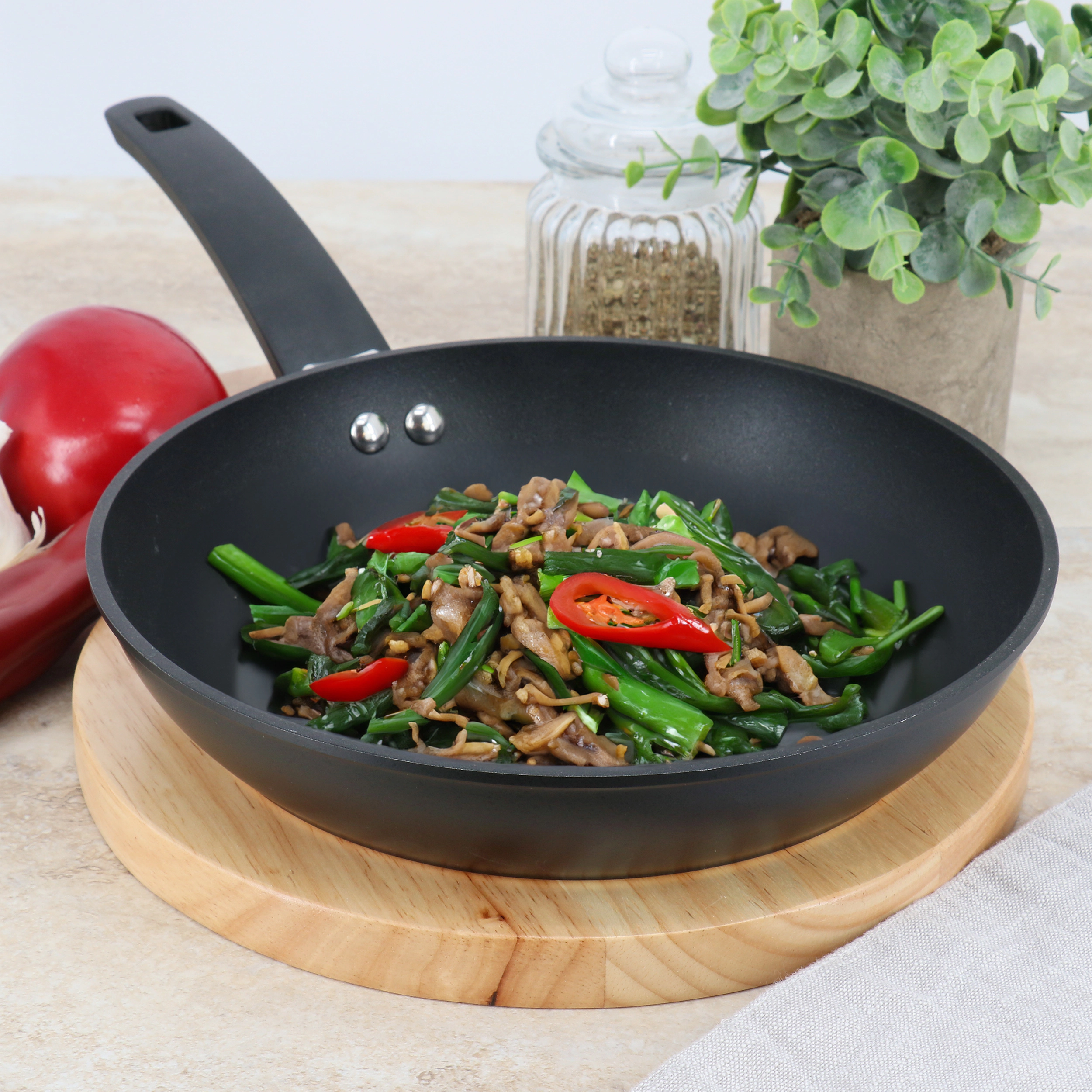 Oster Connelly 9.5 Inch Nonstick Aluminum Frying Pan in Black
