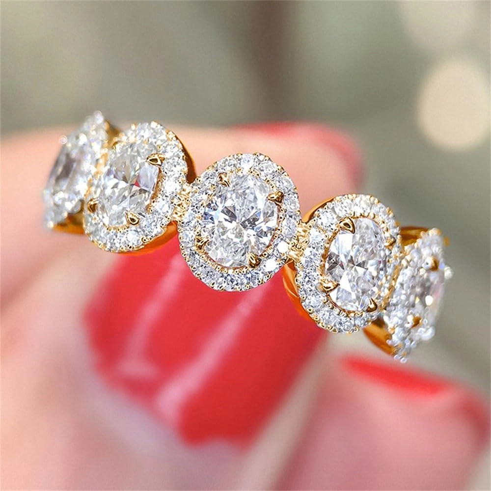 Luxury Oval Shaped Cubic Zirconia Finger Ring
