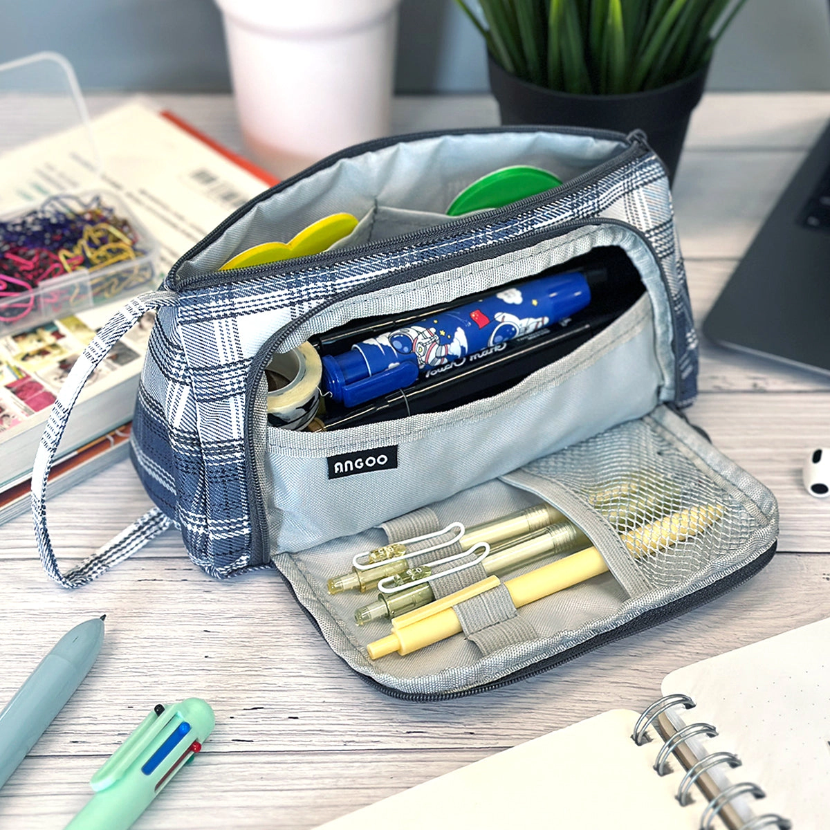 Wrapables Large Capacity Portable Pencil Pouch for Office Supplies