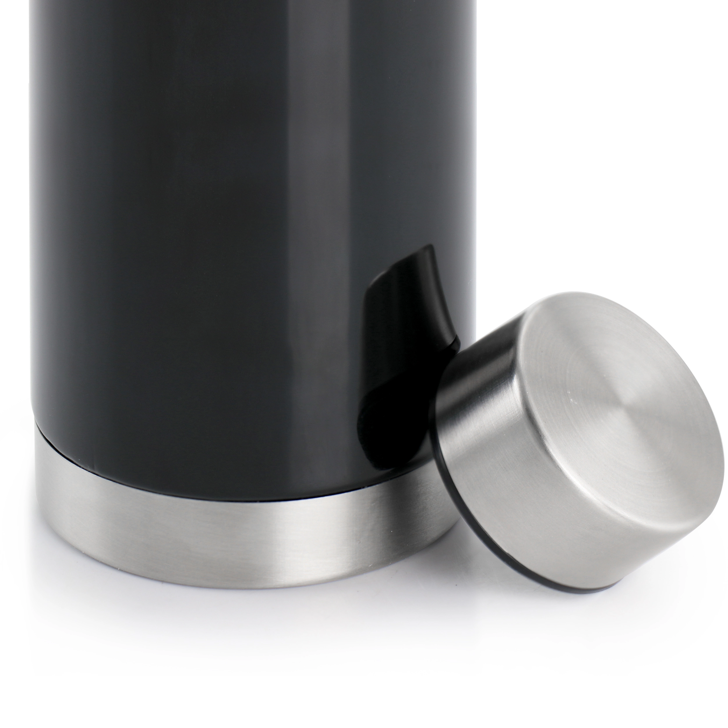 Gibson Home Dunneally 23 Ounce Plastic Water Bottle with Lid in Black