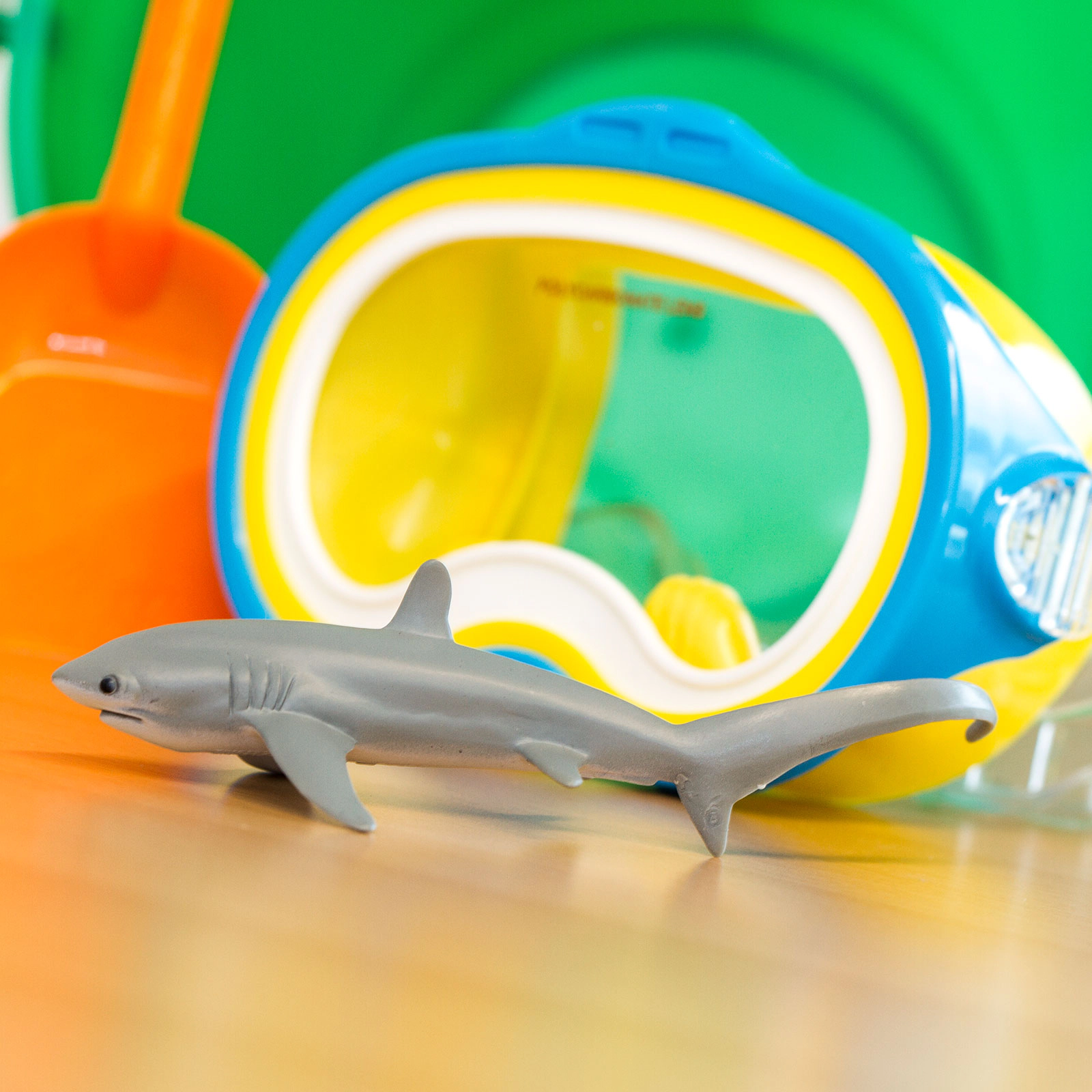 Safari Ltd. - Thresher Shark Kids Toy Figure