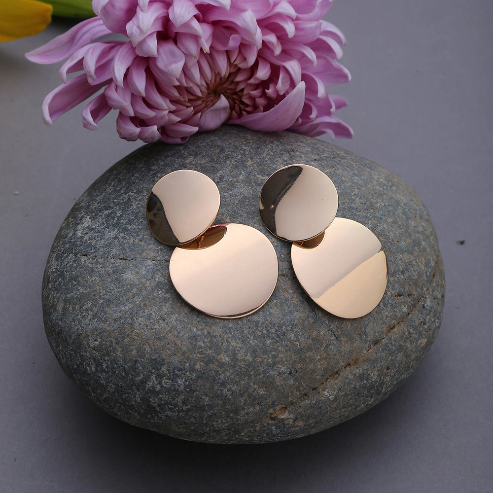 SOHI Women's Gold Circular Drop Earrings