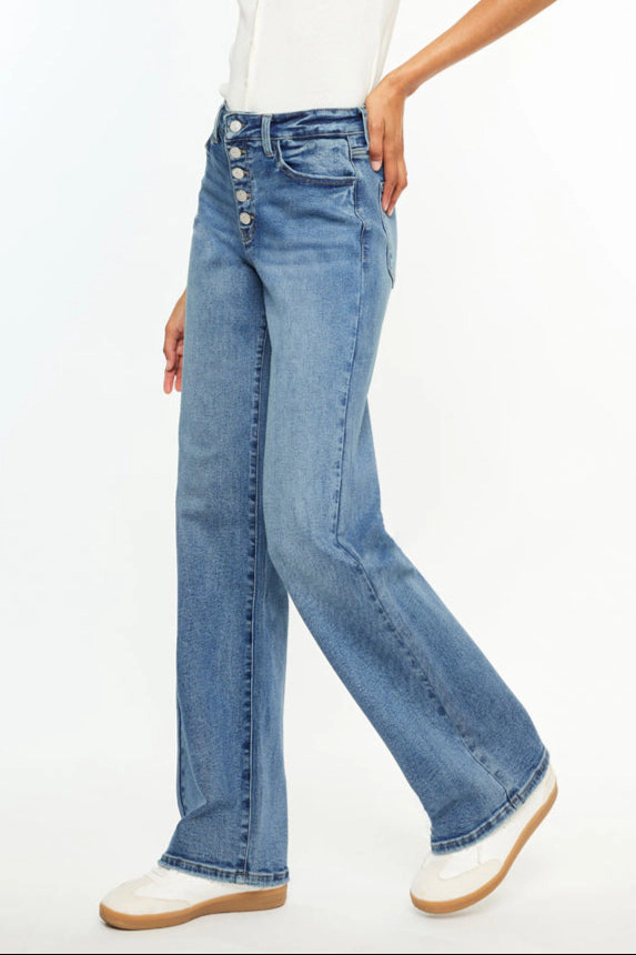 KanCan Women's Essentials High Rise Comfort 90's Flare Jeans Darlene