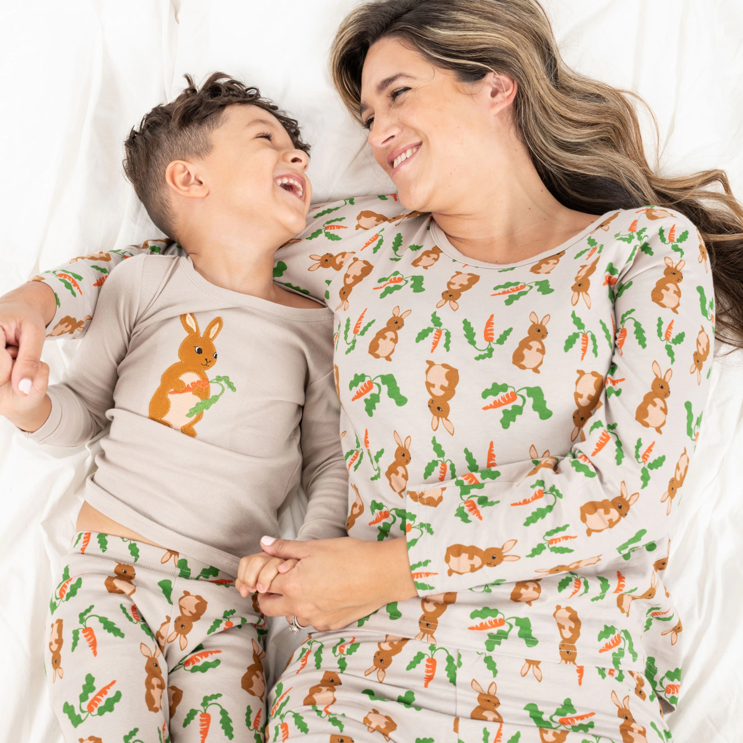 Leveret Kids 2-piece Cotton Beige Bunny Rabbit Easter Pajama Set
