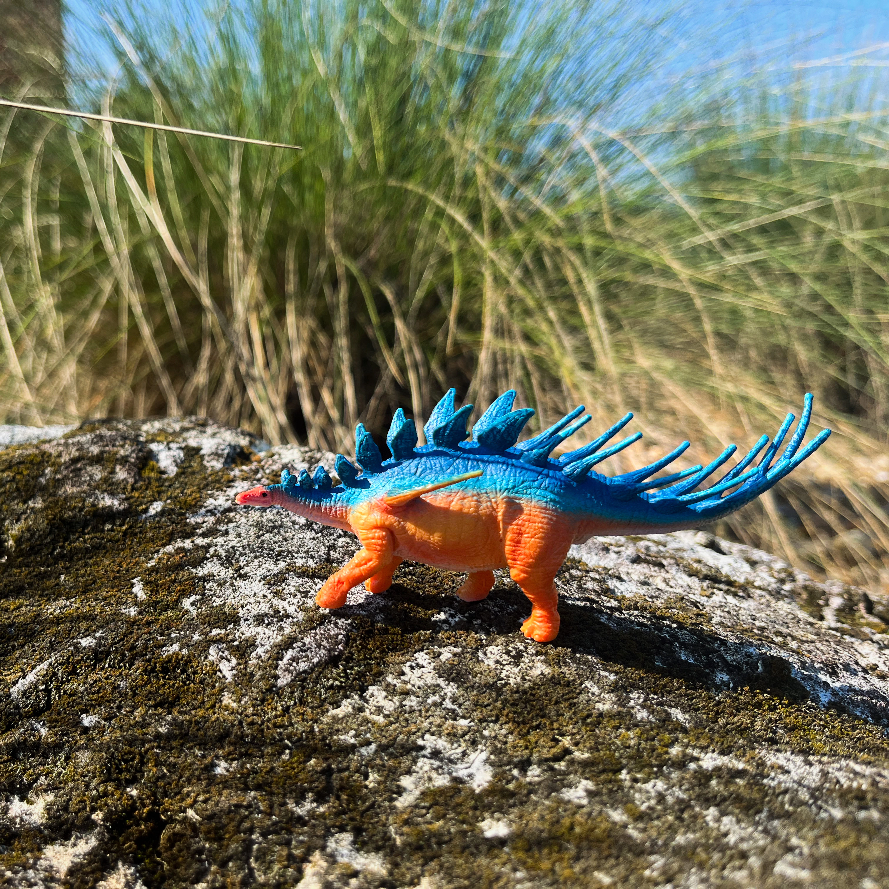 Safari Ltd. - Kentrosaurus Kids Prehistoric/Dinosaur Toy Figure
