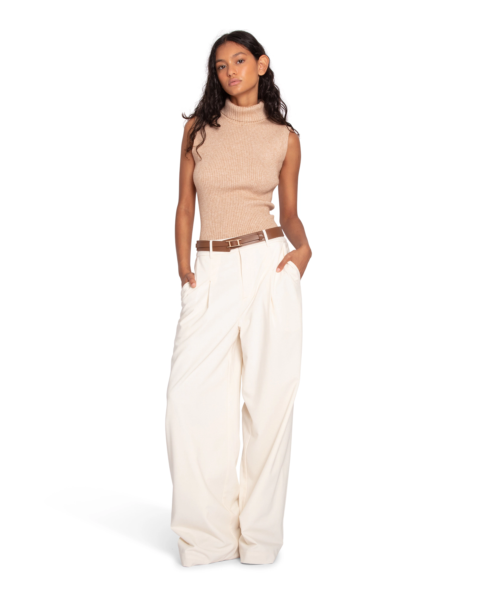 Belle & Bloom Womens Equation Sleeveless Turtleneck Knit
