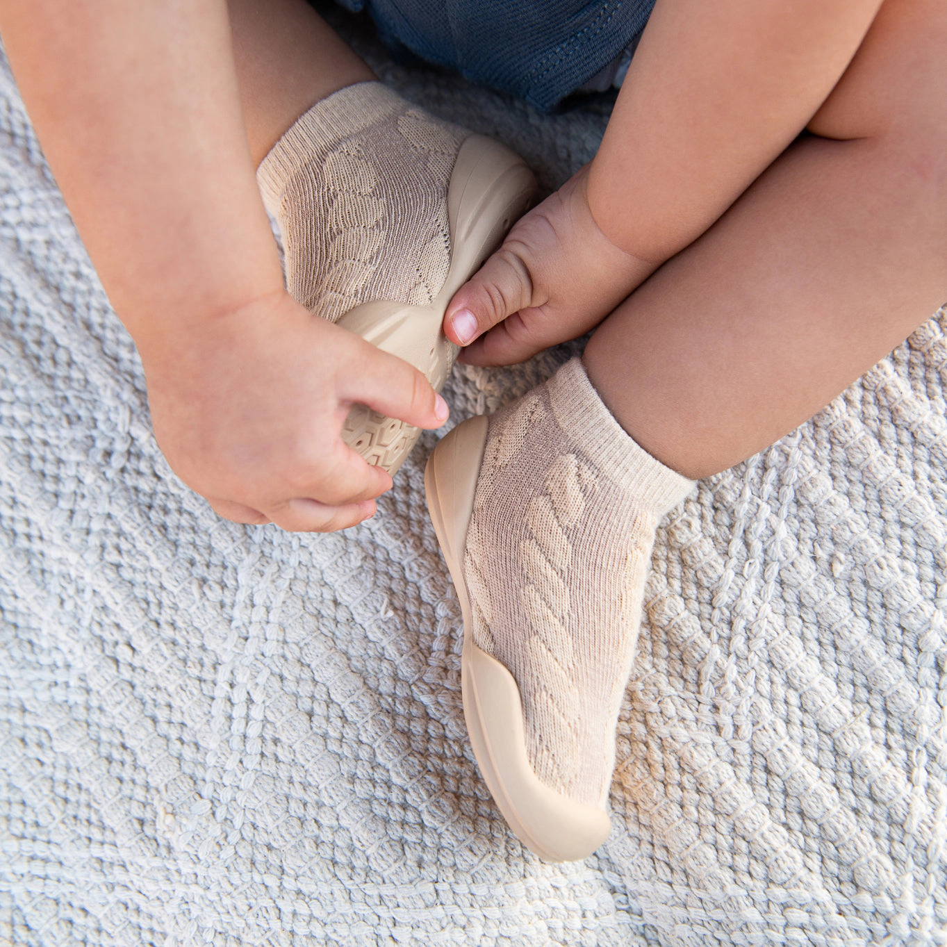 Komuello Toddler Girl First Walk Sock Shoes - Cable Dark Beige