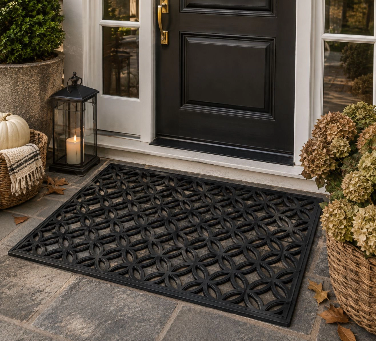 Kate Aurora Diamond 18 in. x 30 in. Wrought Iron Designed Non Skid Rubber Outdoor Door Mat