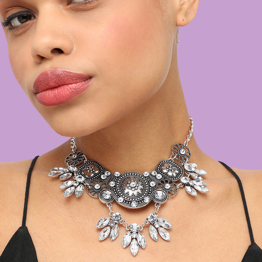 SOHI Women's Blue Circular Foliage Drop Statement Necklace
