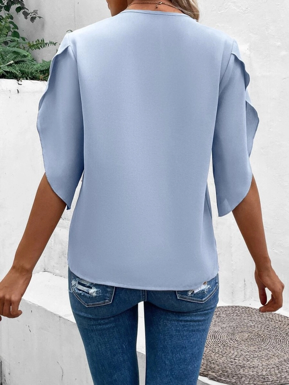 Enchanted Funland Womens Lace V‑Neck Chiffon Flutter Sleeve Dressy Blouse Tops