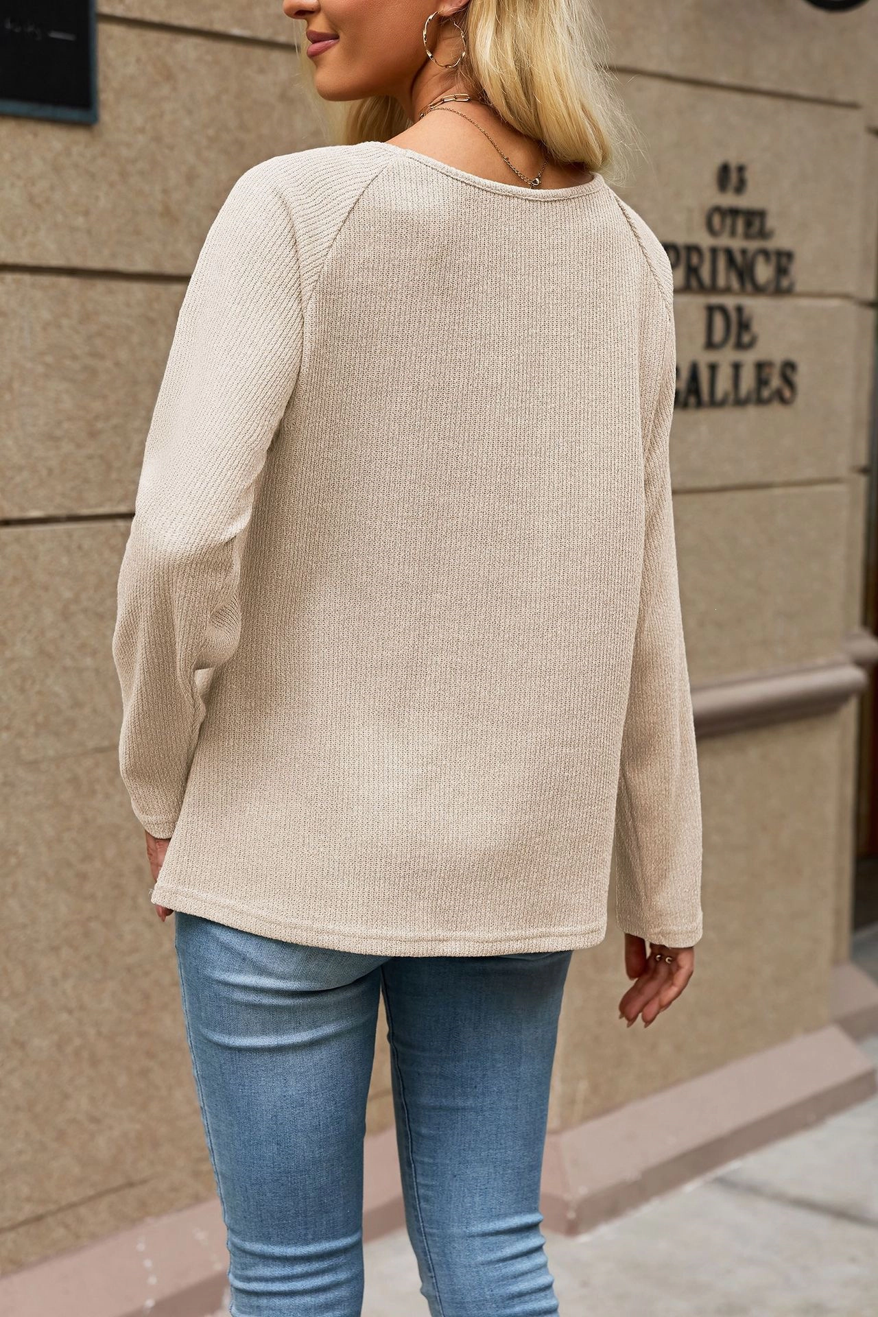 Women's Solid Color Round Neck Long Sleeve Shirts Loose Casual Tops
