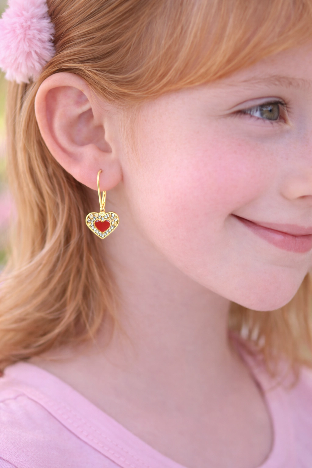CHANTEUR Kids Yellow Gold Plated Heart Leverback Earrings - Sterling Silver Leverback, Hypoallergenic for Sensitive Ears