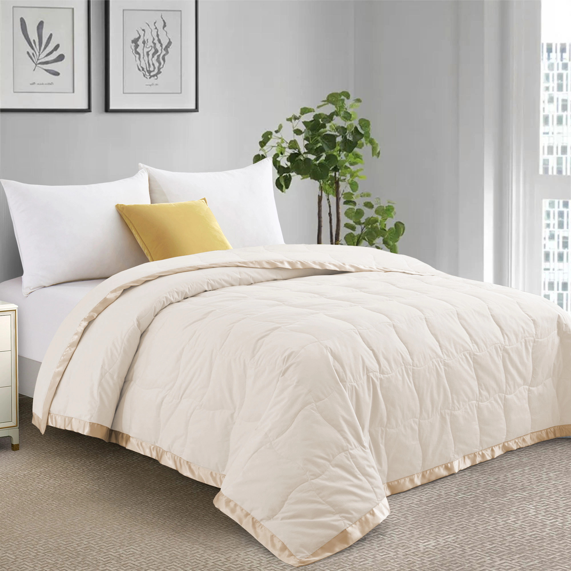 Unikome Lightweight Oversized Bed Blanket, Soft Down Fiber Layering Blanket for All Season Comfort
