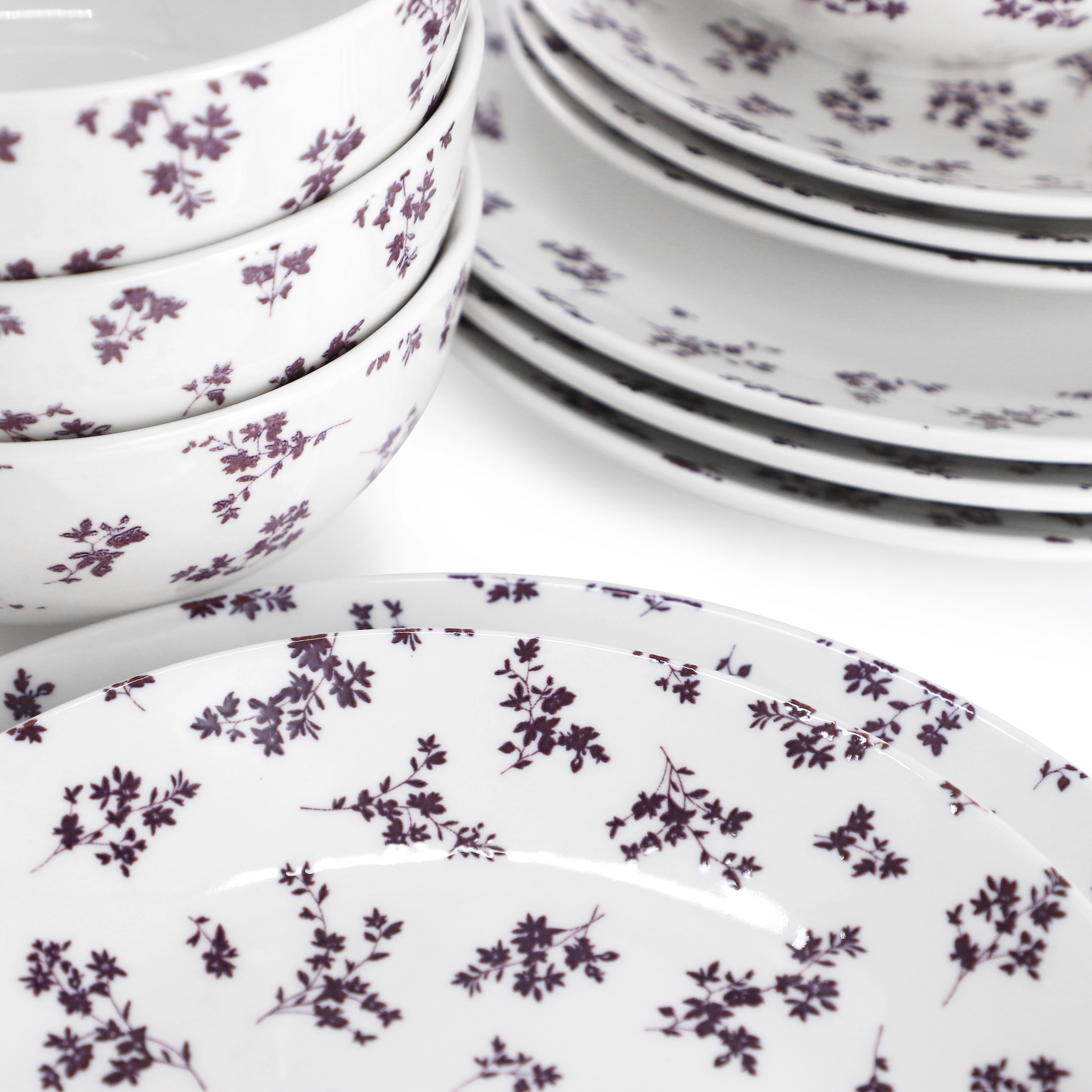 Gibson Home Mountain Thistle Fine Ceramic 12 Piece Dinnerware Set in Purple