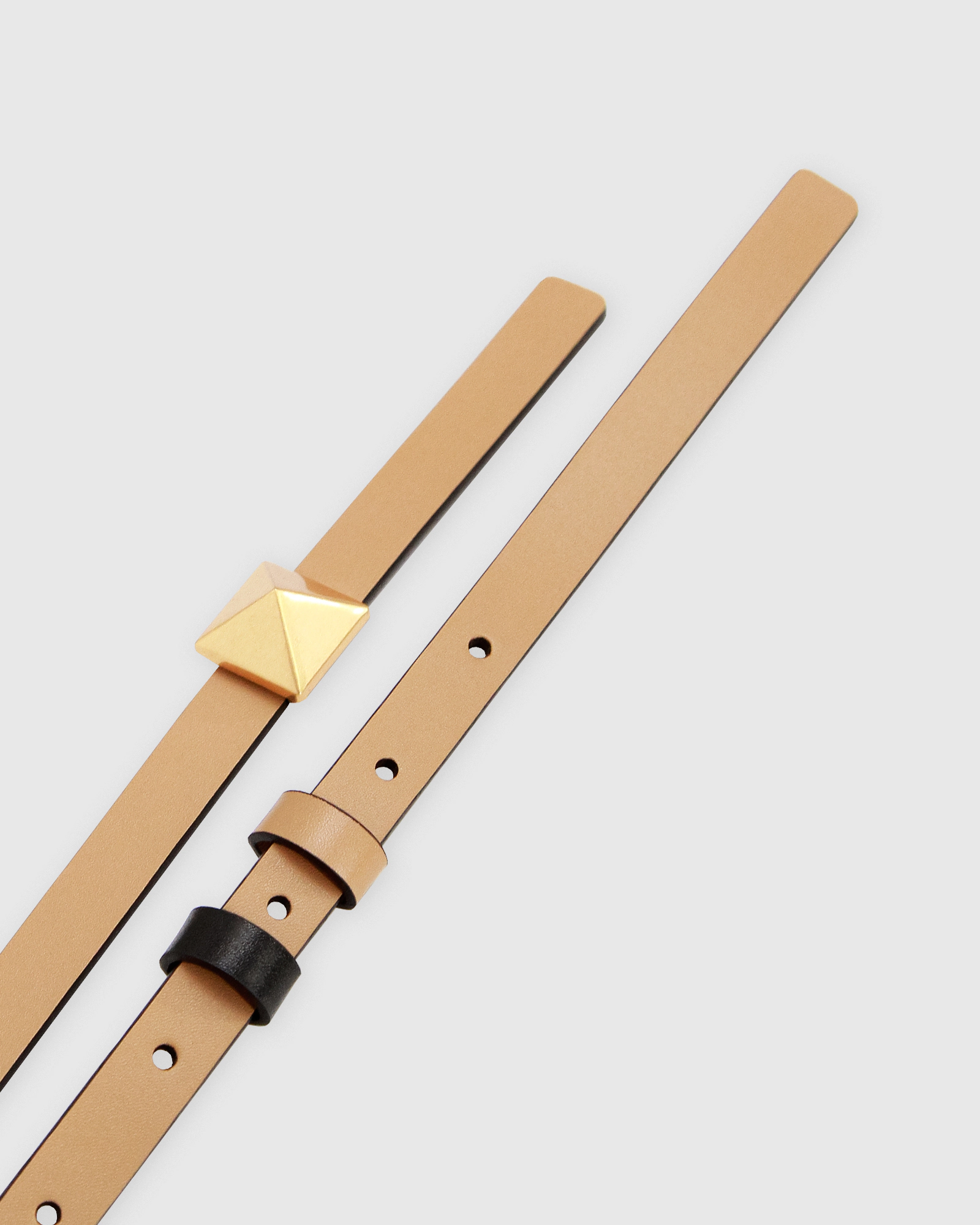 Belle & Bloom Womens Cleopatra Pyramid Stud Leather Belt