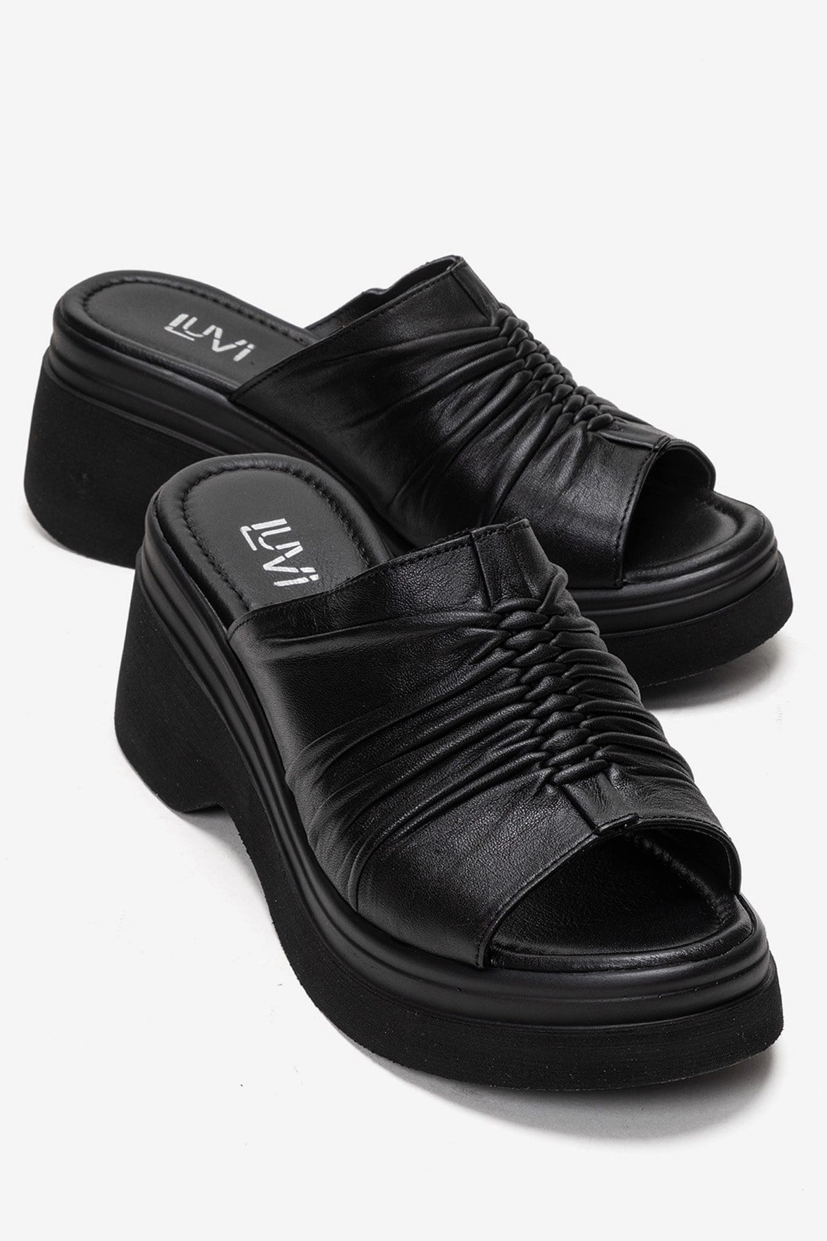 Forever & Always Womens Nellie Leather Platform Sandal