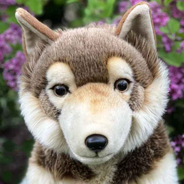 Auswella® Romulus 18" Sitting Wolf