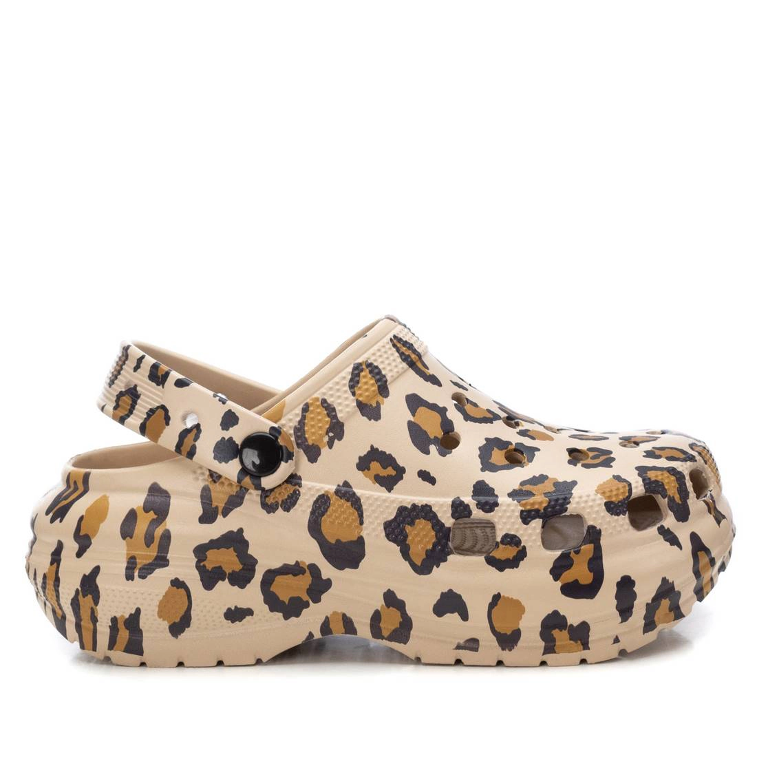 XTI Women's Platform Clogs Beige