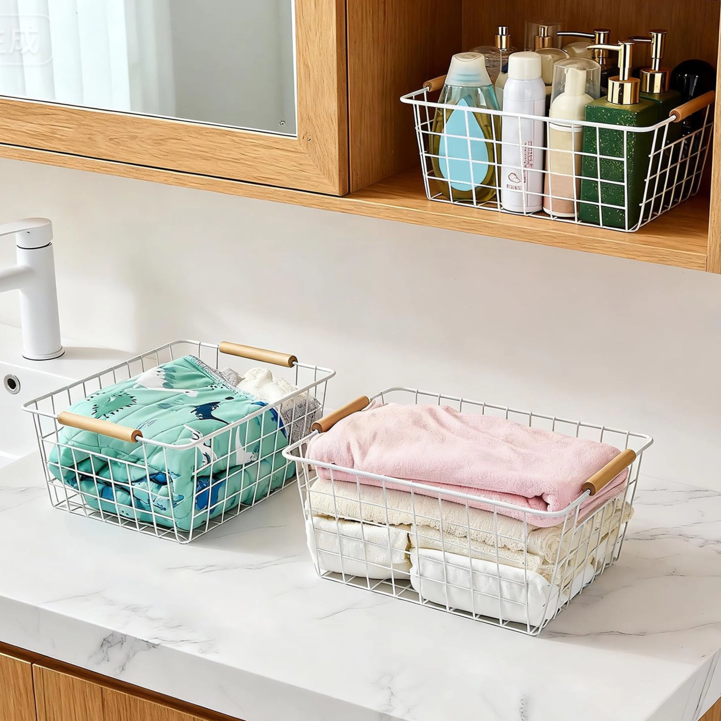 Stock Preferred Wire Storage Basket with Handles for Pantry Kitchen and Cabinets