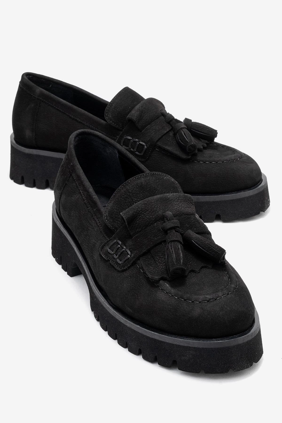 Forever & Always Womens Poen Leather Tassel Loafer