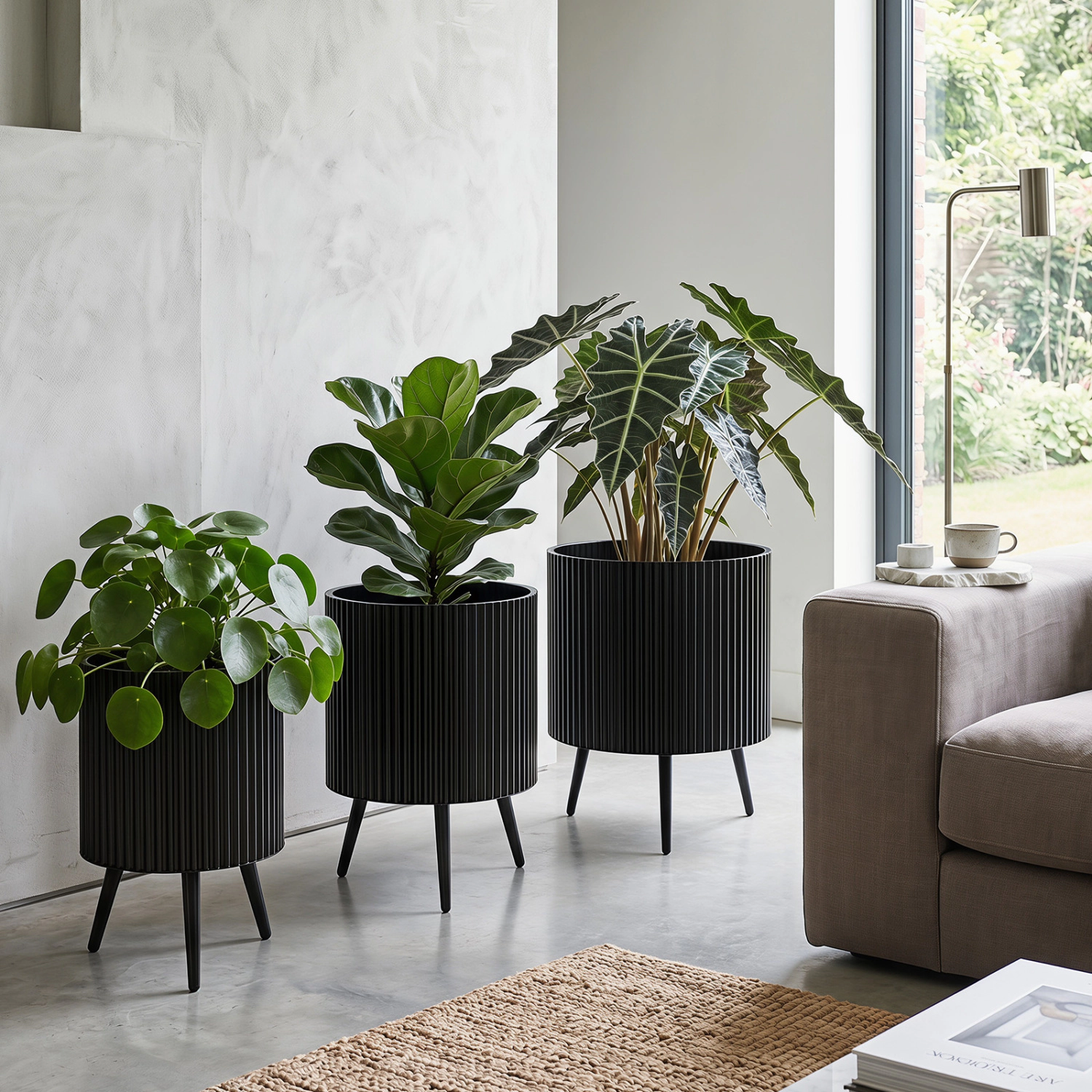 LJG Plant Pot with Stand and Tapered Legs for Garden