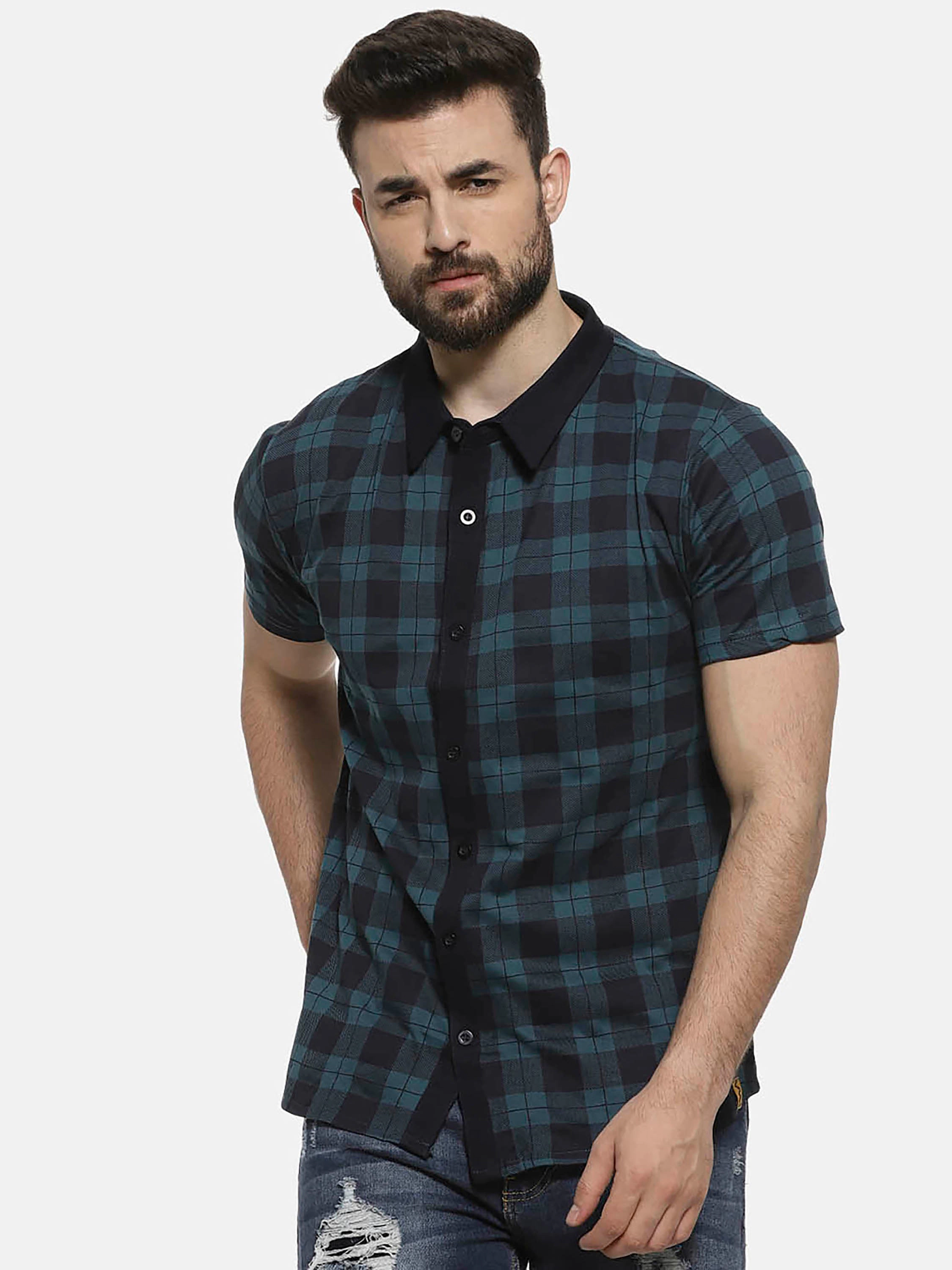 Campus Sutra Men's Checks Halfsleeve Sleeve Casual Shirt