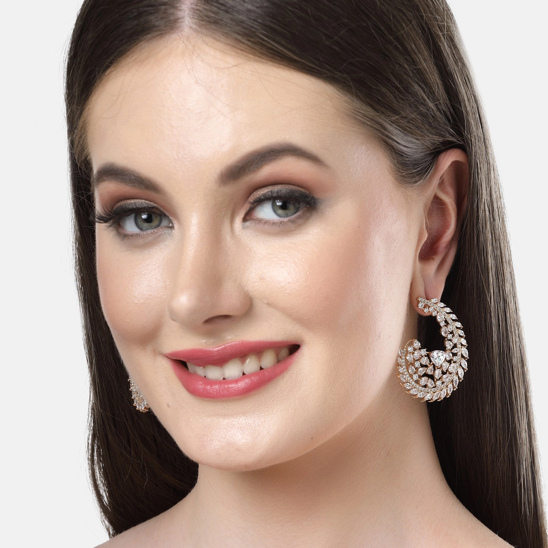 AGP PARIS Womens Diva Collection Zirconia Initial G-Shaped Earrings