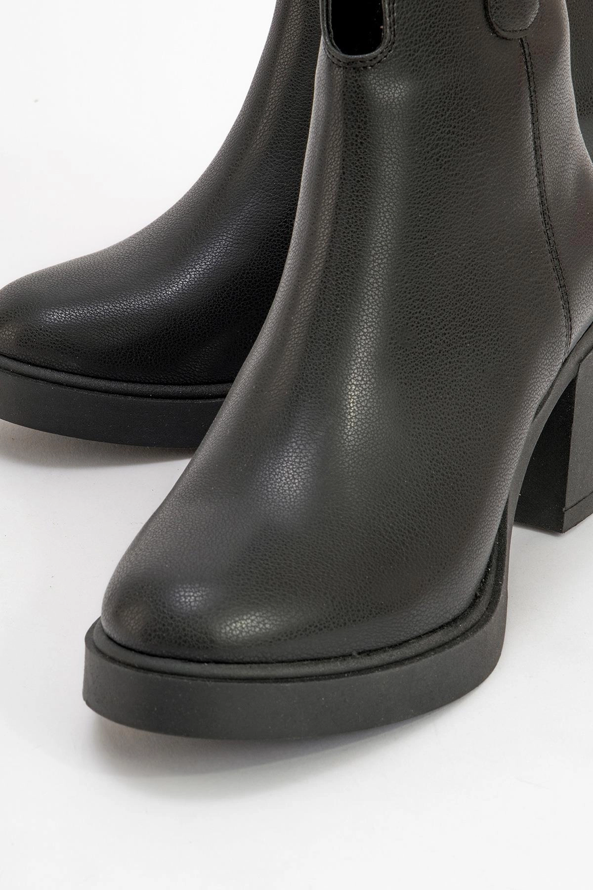 Prologue Shoes Womens Mier Chunky Boot