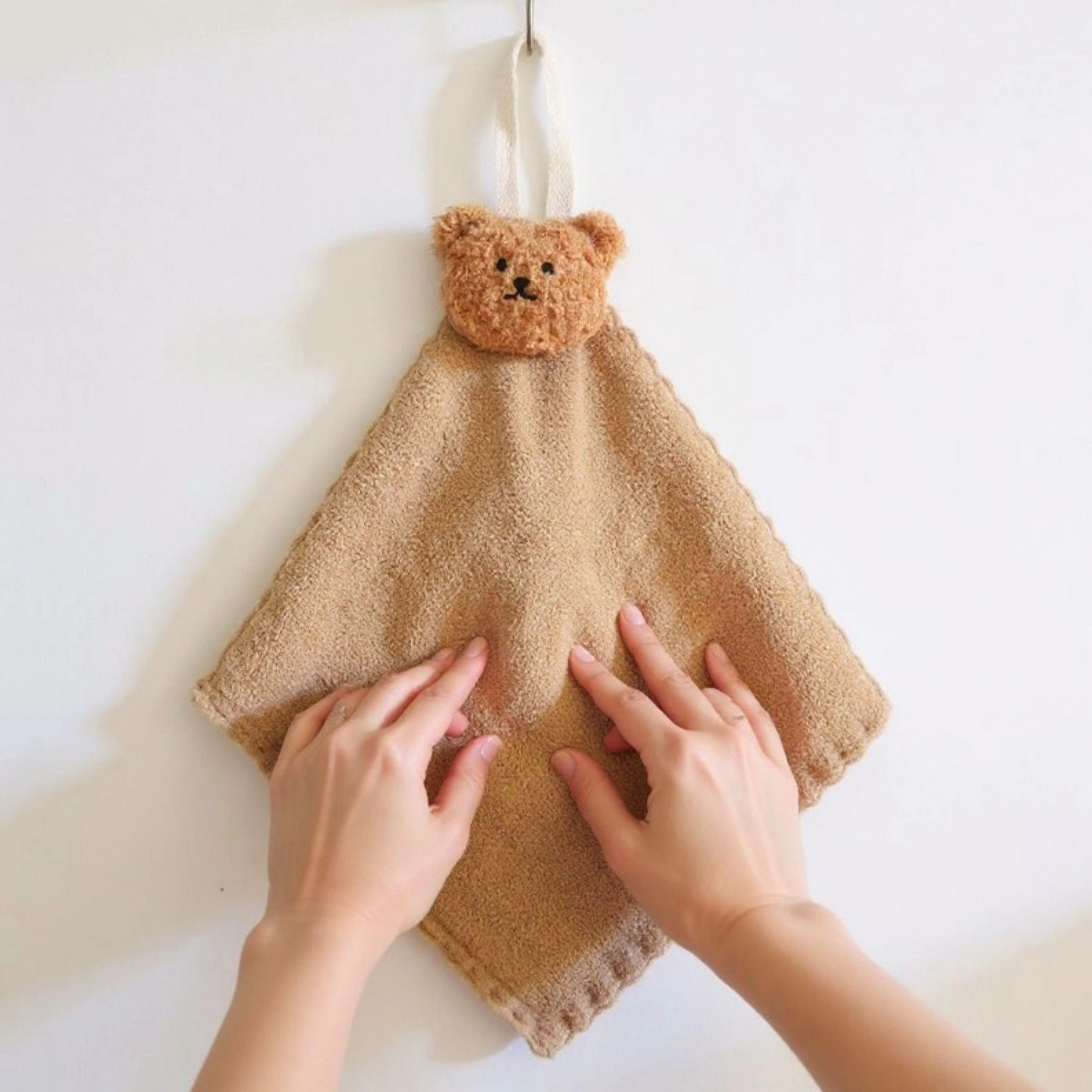 Alilang Unisex Soft Absorbent Hanging Washcloths with Bear Accent 3 Pack Reusable Cleaning Cloths