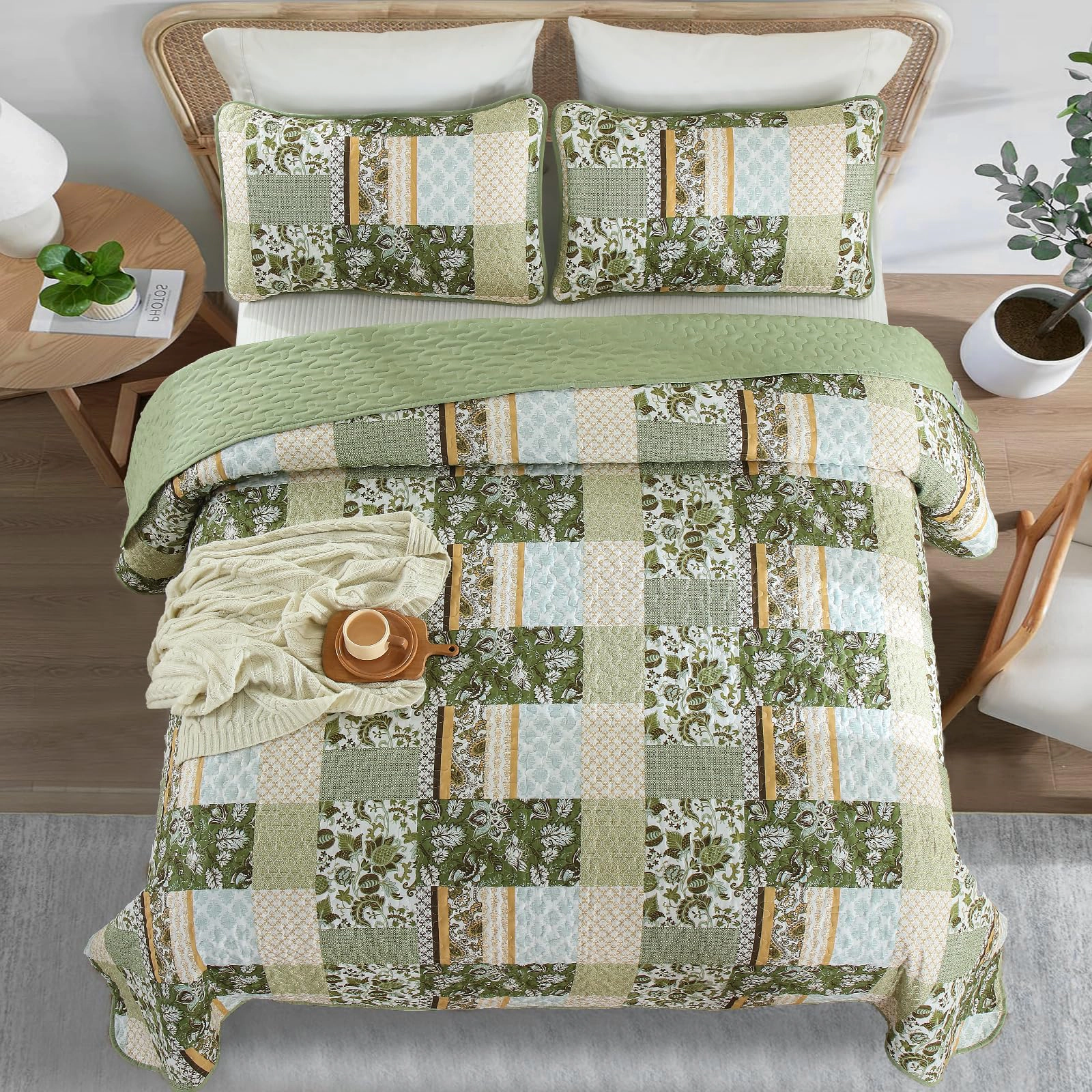 PUPWE Quilt Set King Size  Green Patchwork Bedspread With 2 Shams