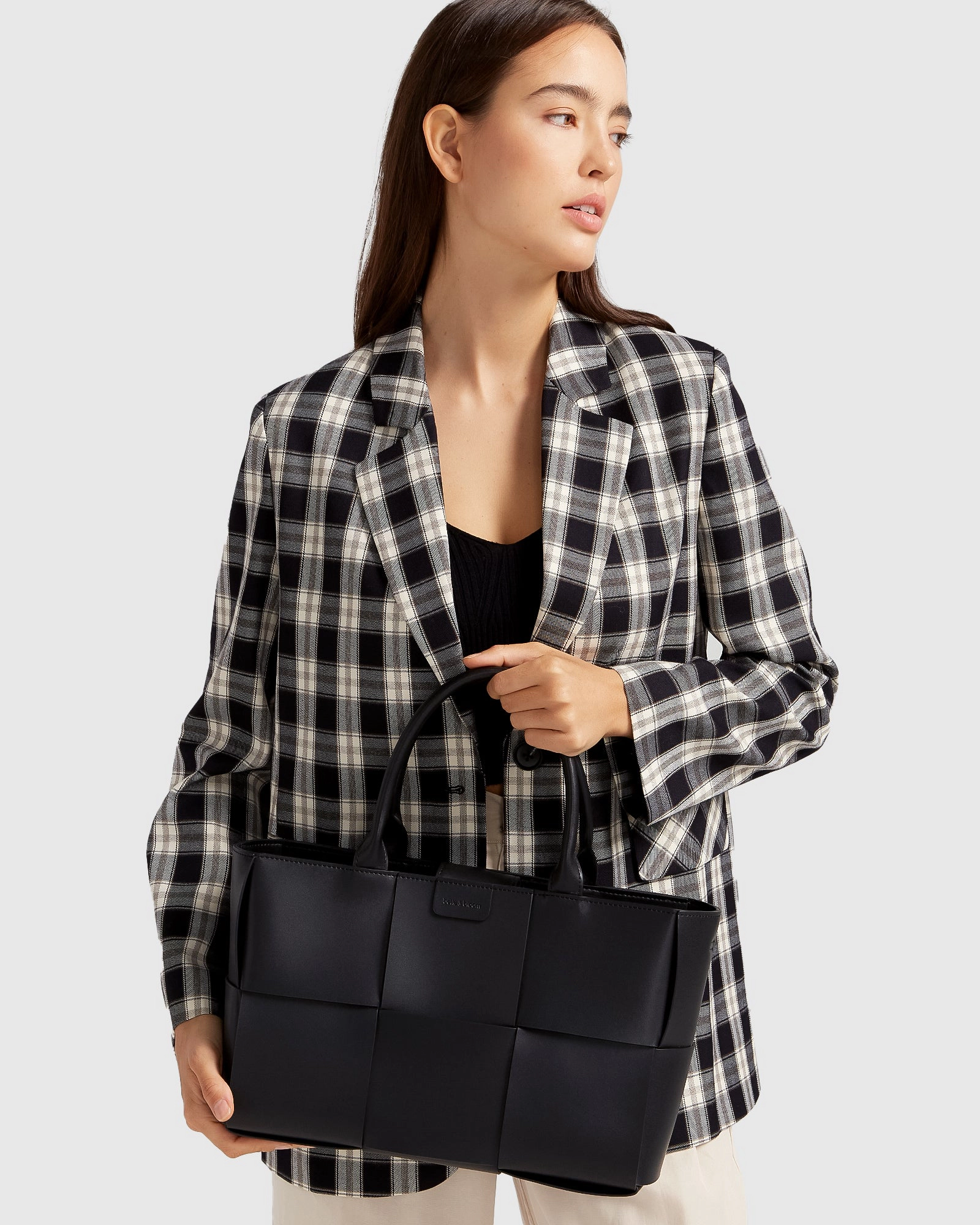 Belle & Bloom Womens Long Way Home Woven Tote