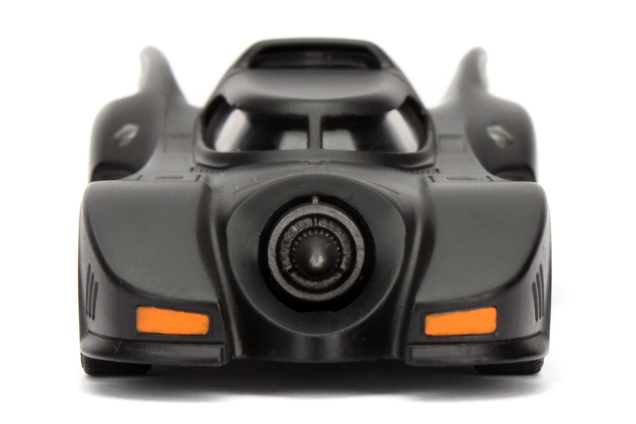 Jada 1989 Batman Batmobile 1/32 Diecast Model Car by Jada