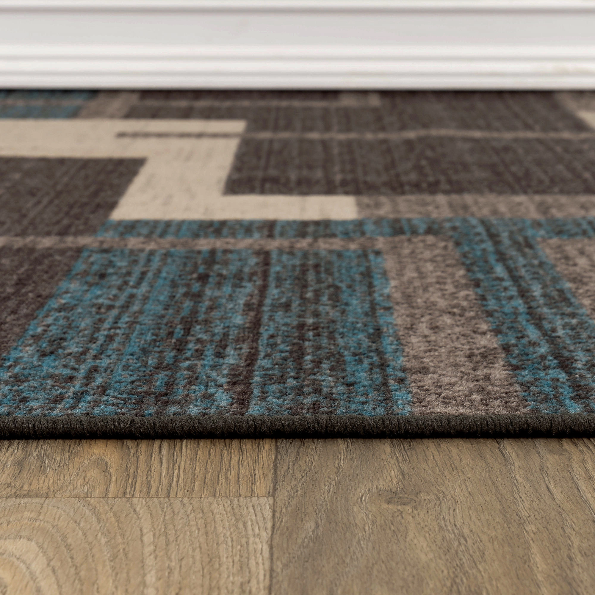 World Rug Gallery Contemporary Geometric Power Loomed Indoor Area Rug, Vibrant Ruby Abstract