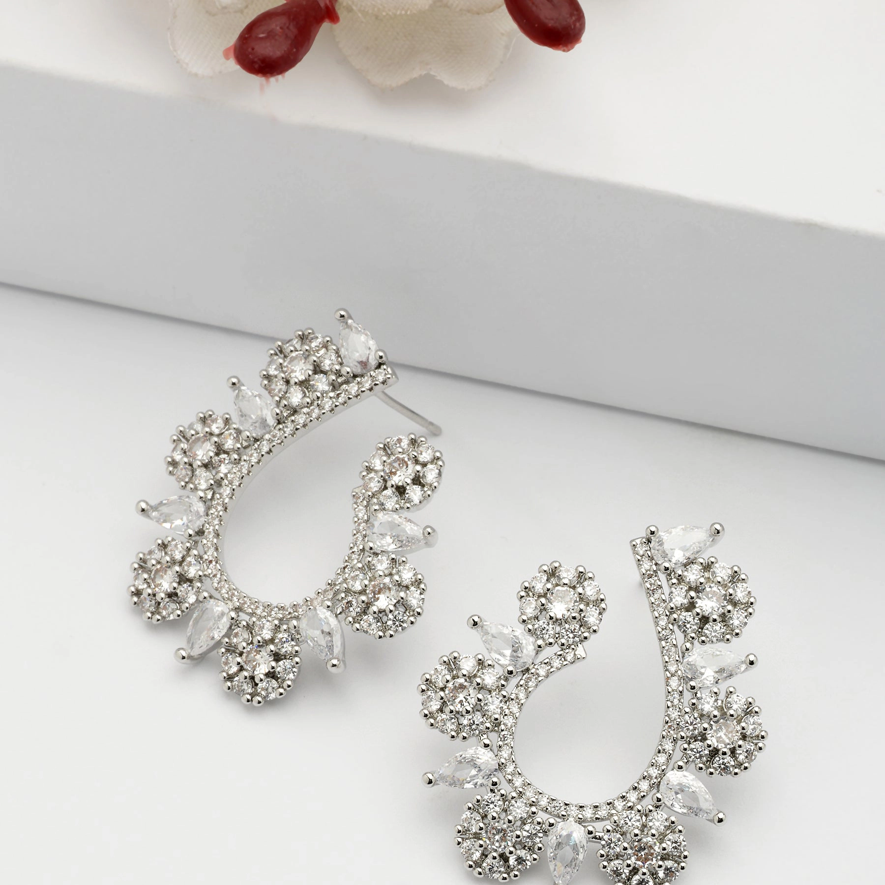 AGP PARIS Womens Contemporary U Shaped Hoop Earrings