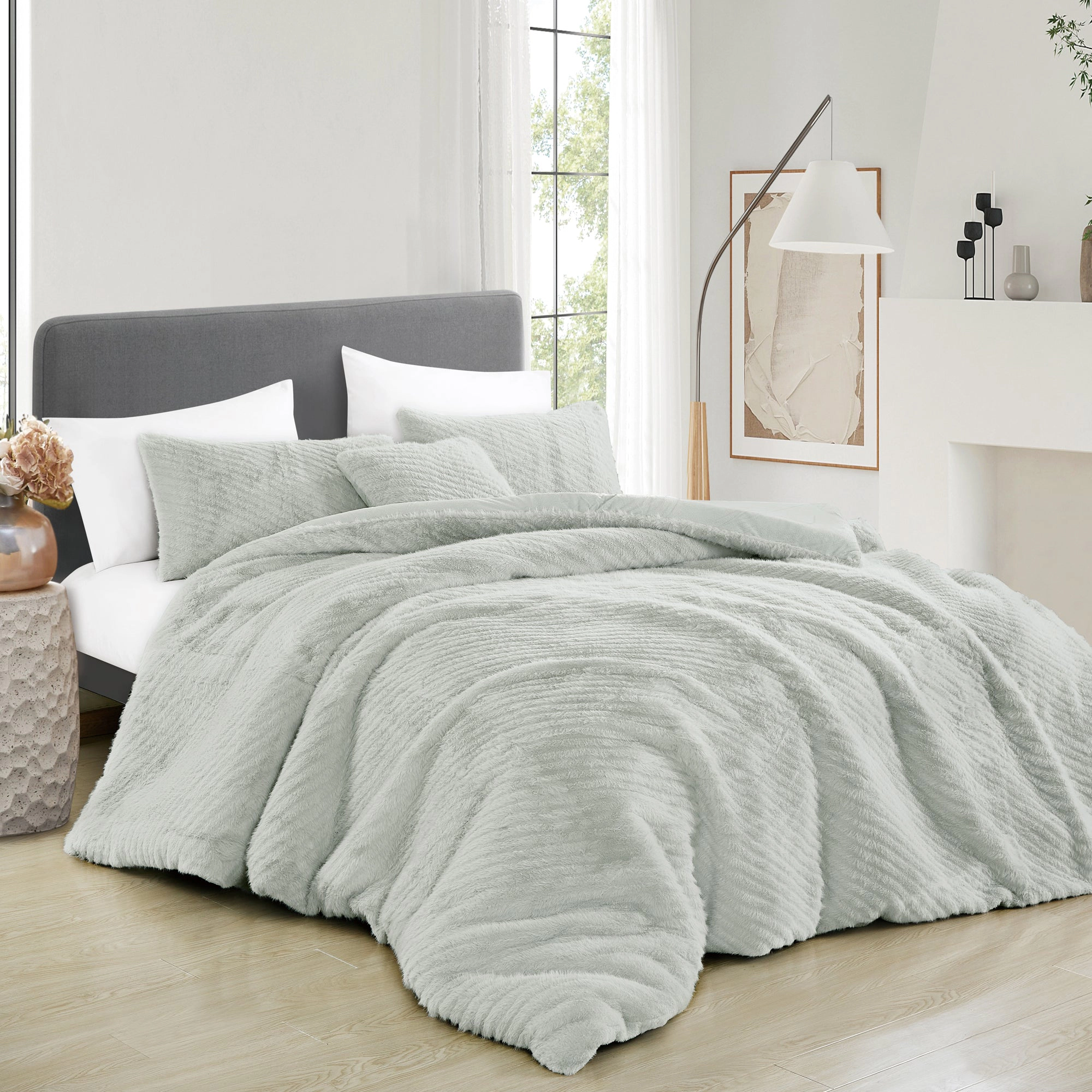 MarCielo 4 Pieces Textured Diagonal Stripe Faux Fur Comforter Set with Velvet Backing