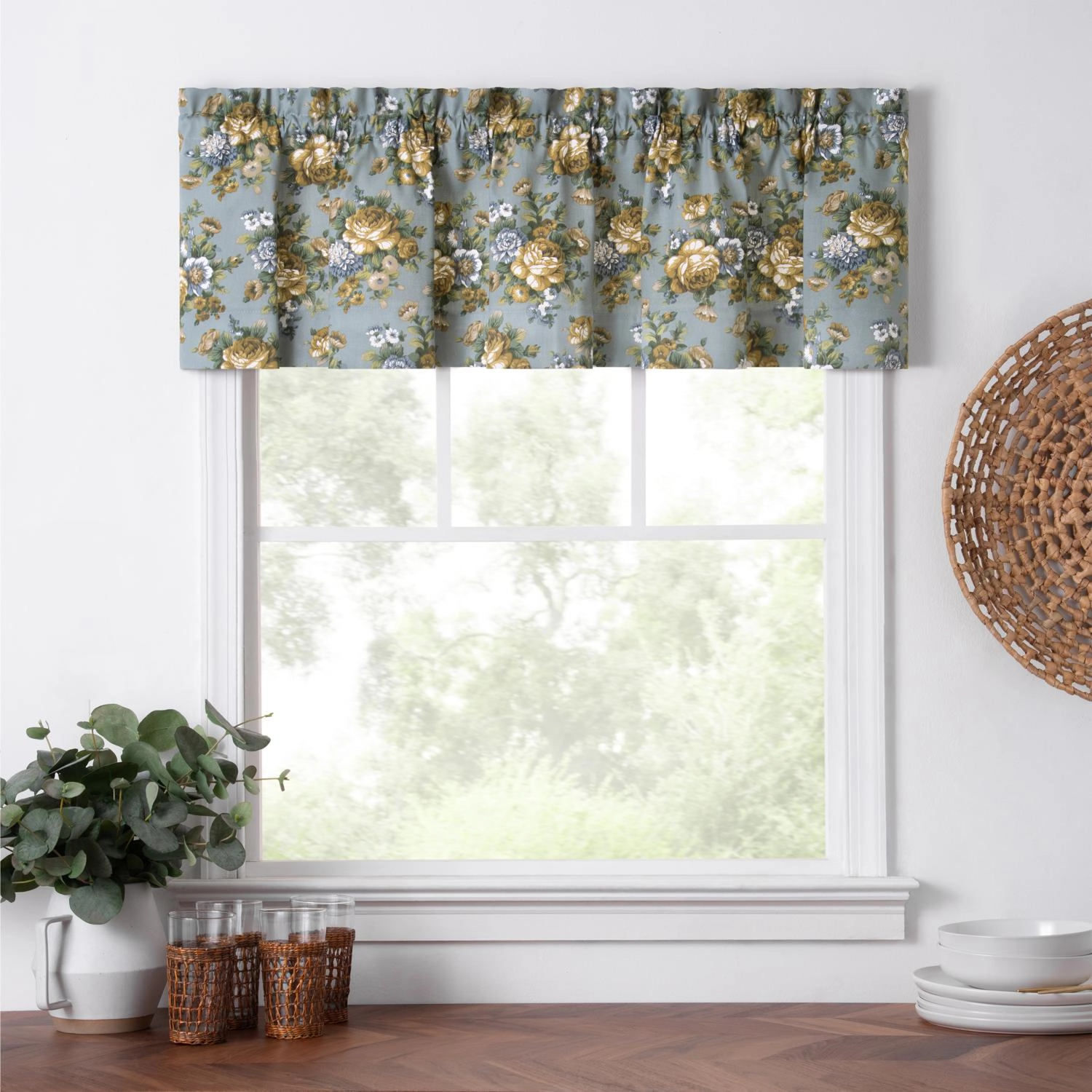 Ellis Bella Rose Stylish Medium Scale Printed Floral Pattern 1.5" Rod Pocket Tailored Valance for Windows 58"x15" Wedge